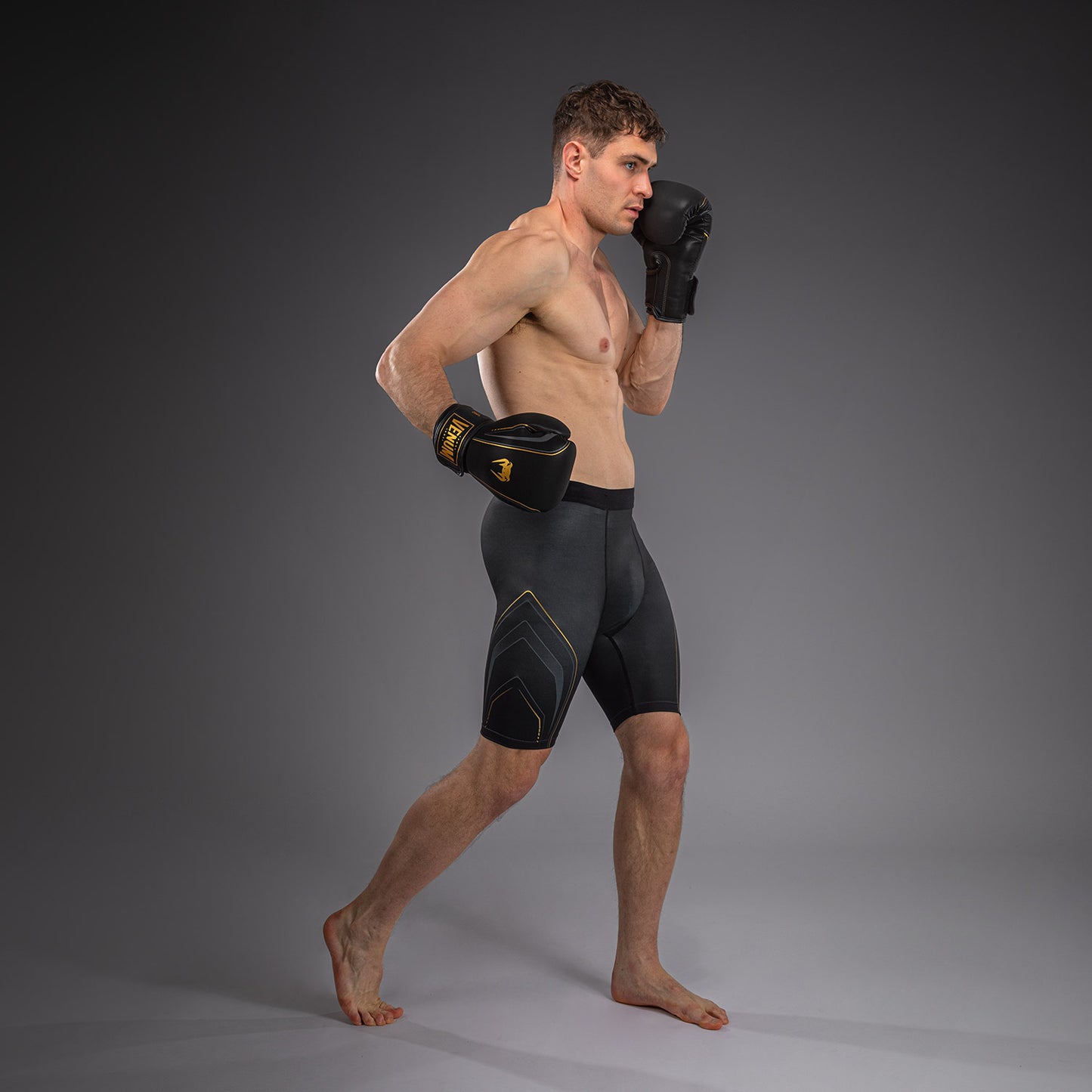 Venum Streamline Vale Tudo – Negro/Oro