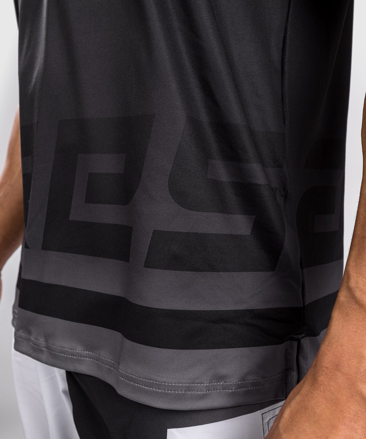 Venum x Ares Polo Dry Tech - Negro