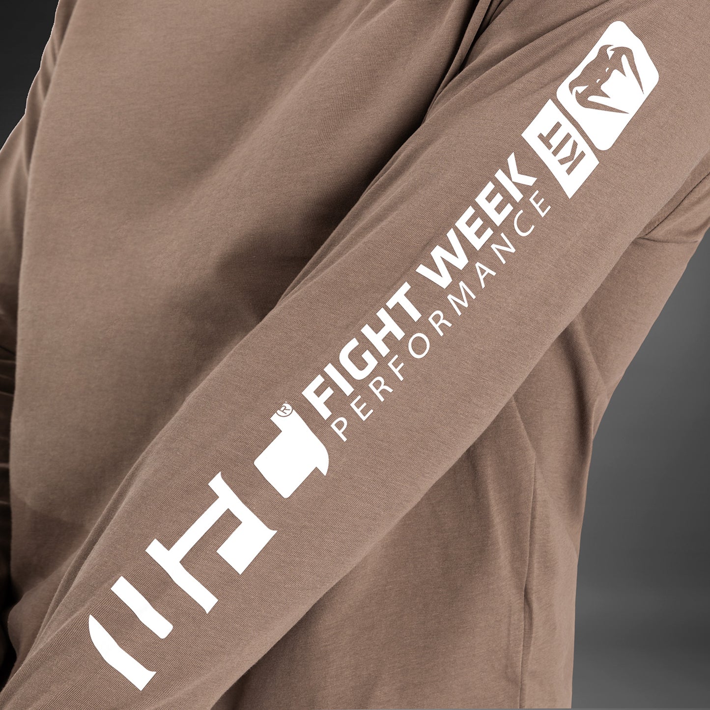 UFC Adrenaline By Venum Fight Week Camiseta de Manga Larga para Hombre - Bronce