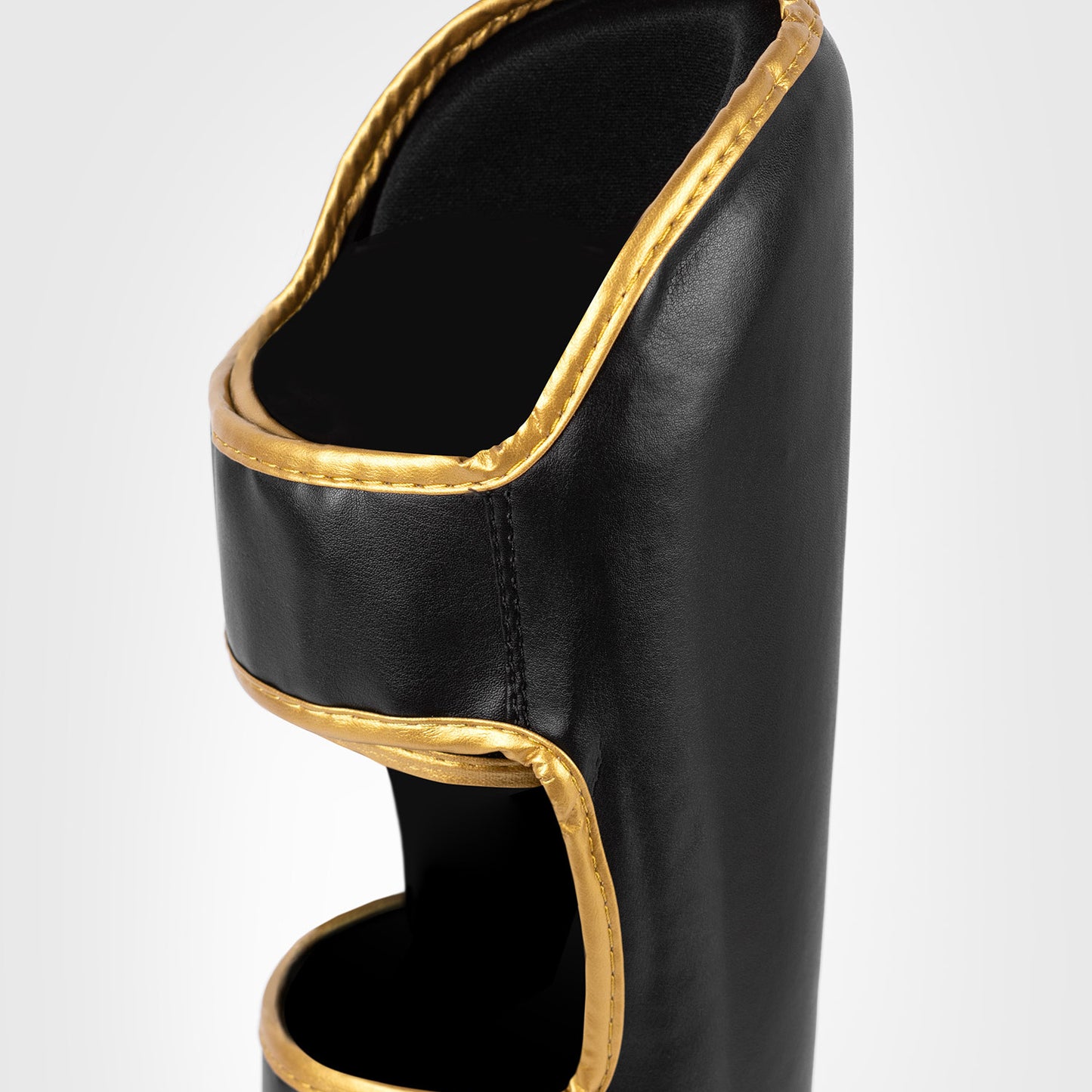 Venum Challenger Espinilleras de pie - Negro/Oro