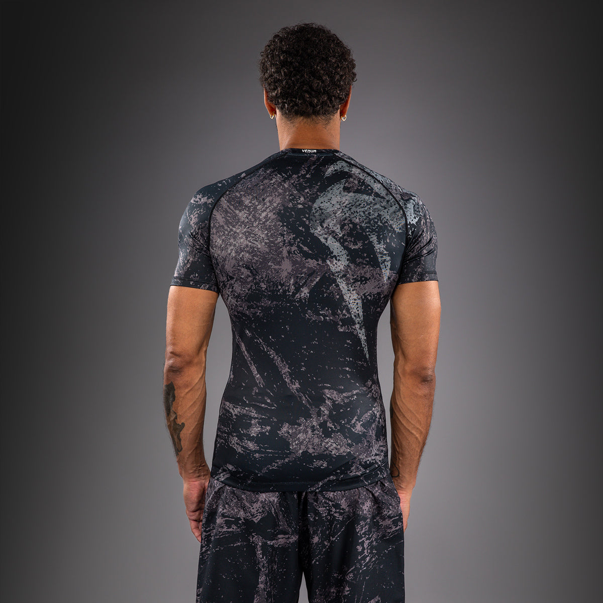 Venum Rage & Workout Rashguard de Manga Corta - Negro/Gris