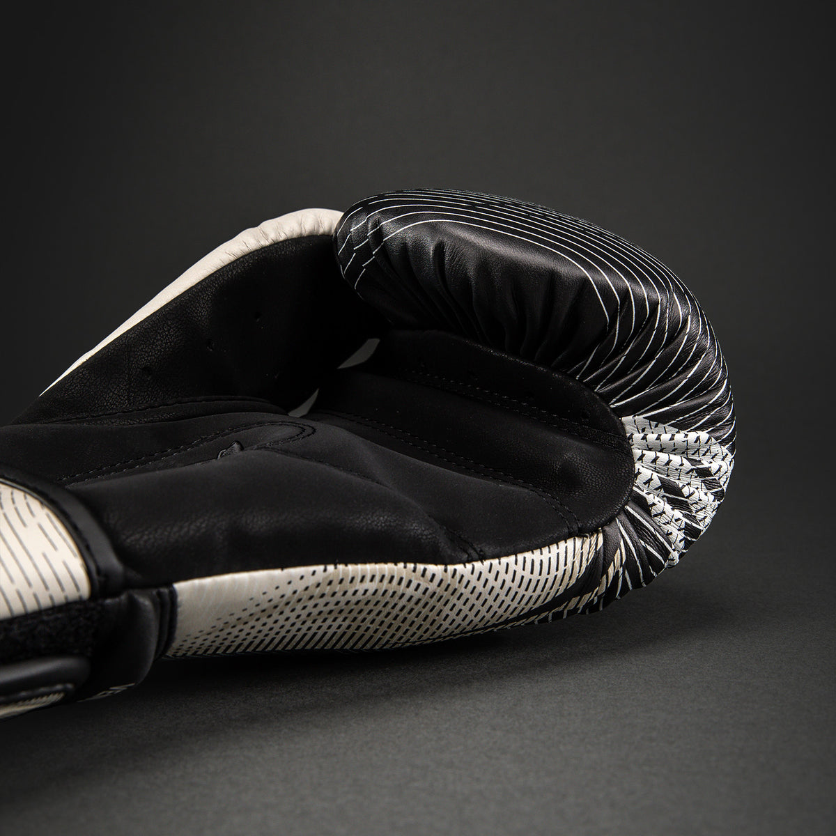 Venum Impact Galactic 3.0 Guantes de Boxeo - Blanco Hueso/Negro