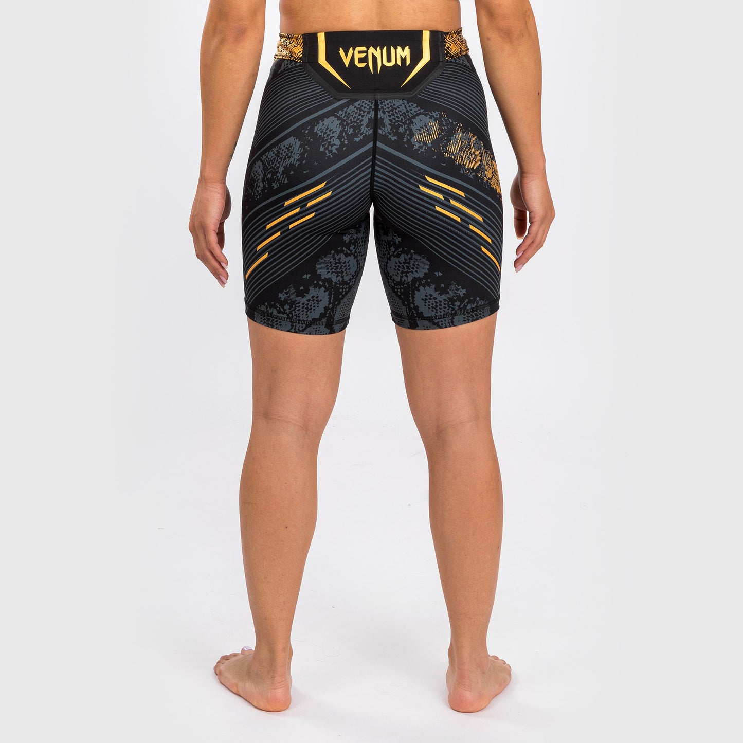 UFC Adrenaline by Venum Authentic Fight Night Short Vale Tudo para Mujer - Corte Largo - Champion