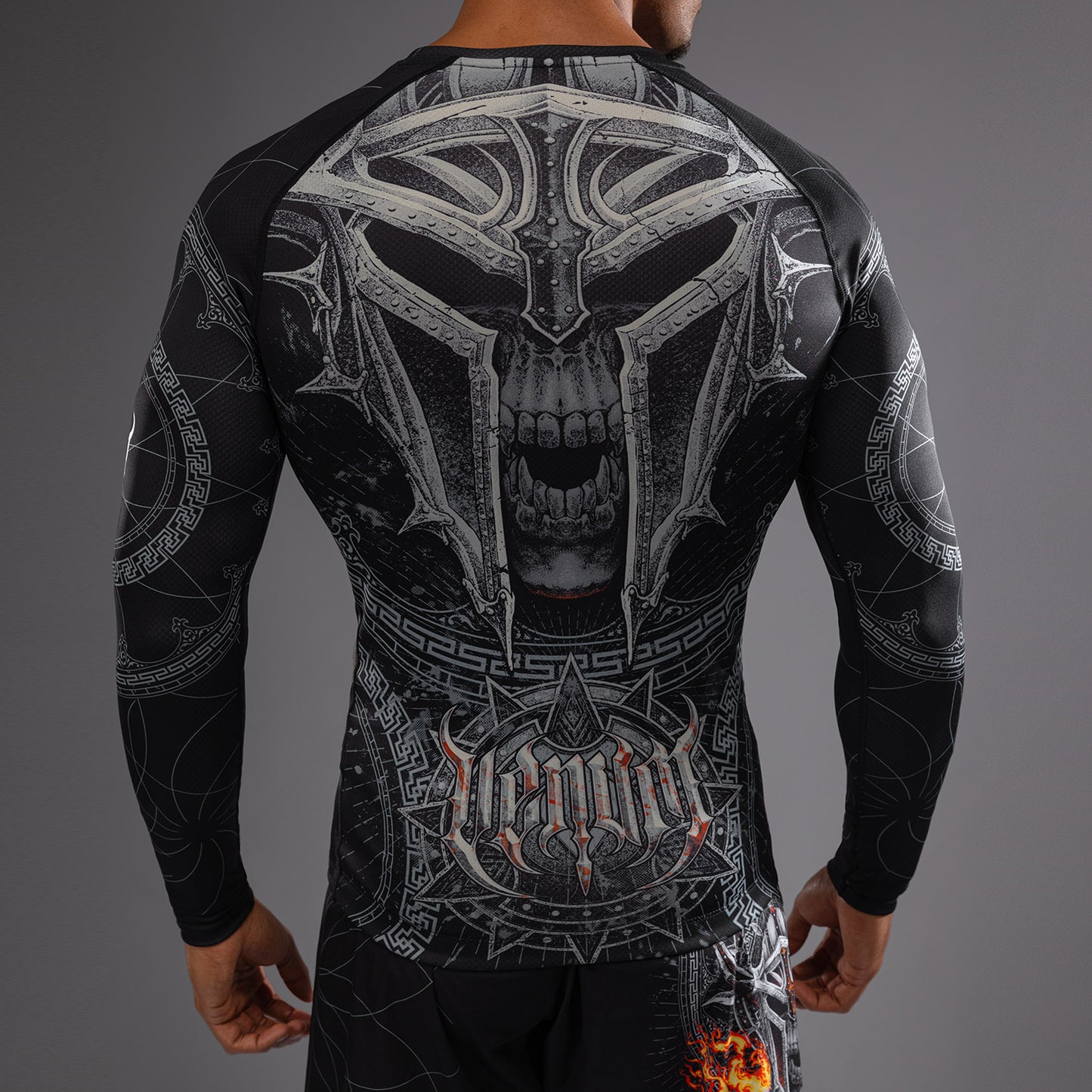 Venum Gladiator 5.0 Camiseta De Manga Larga Para Hombre - Negro/Plata
