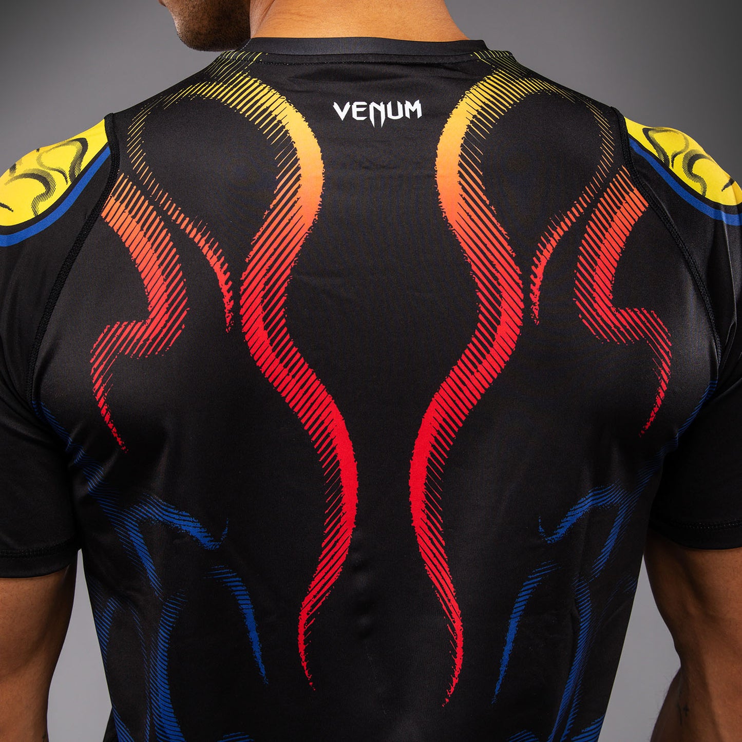 Venum x TEKKEN 8 Camiseta Dry Tech Yoshimitsu - Negro/Naranja