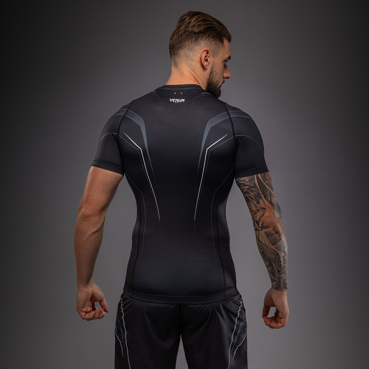 Venum Streamline Rashguard Manga Corta – Negro/Blanco