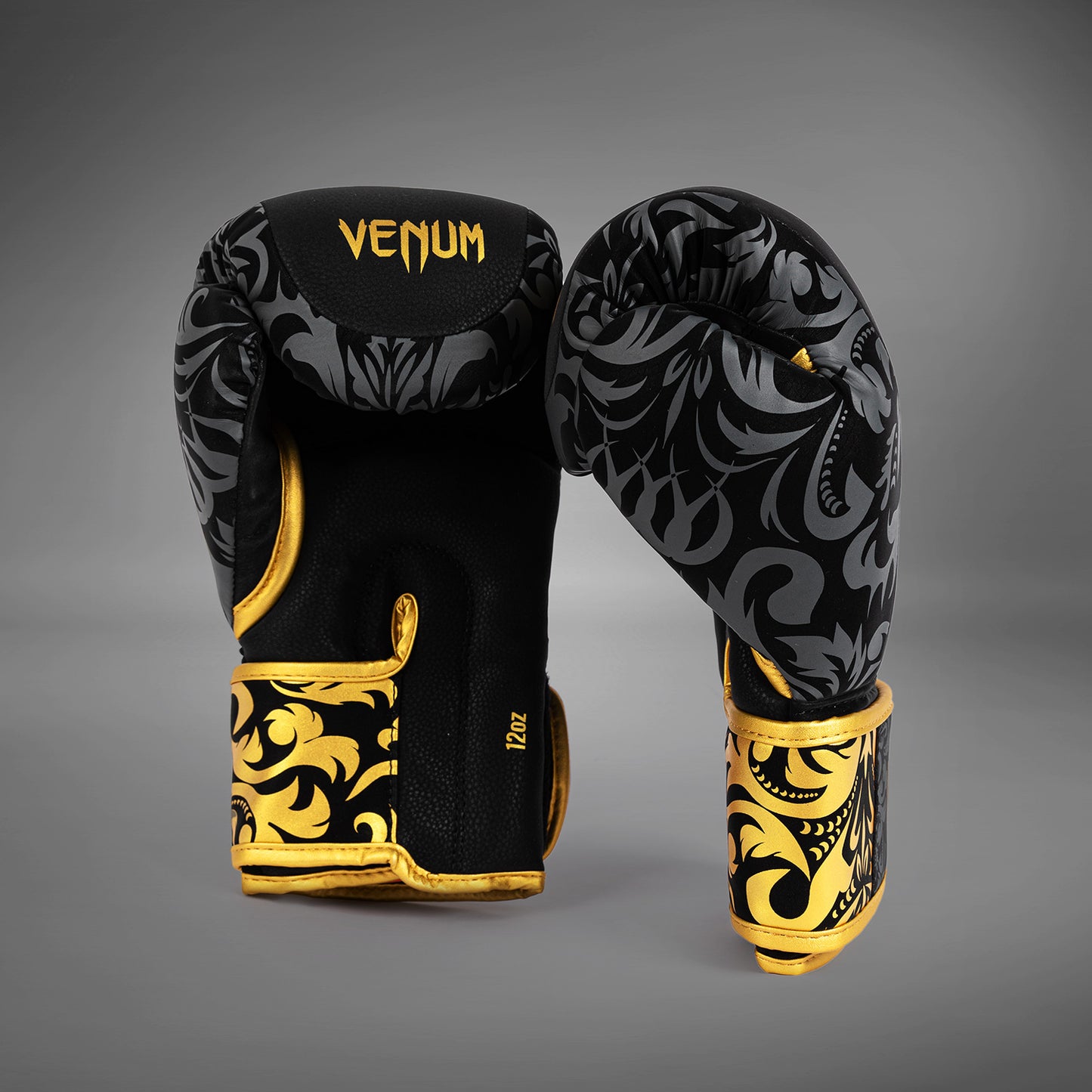 Venum x Topuria Unmatched Edition Guantes de Boxeo - Negro/Dorado