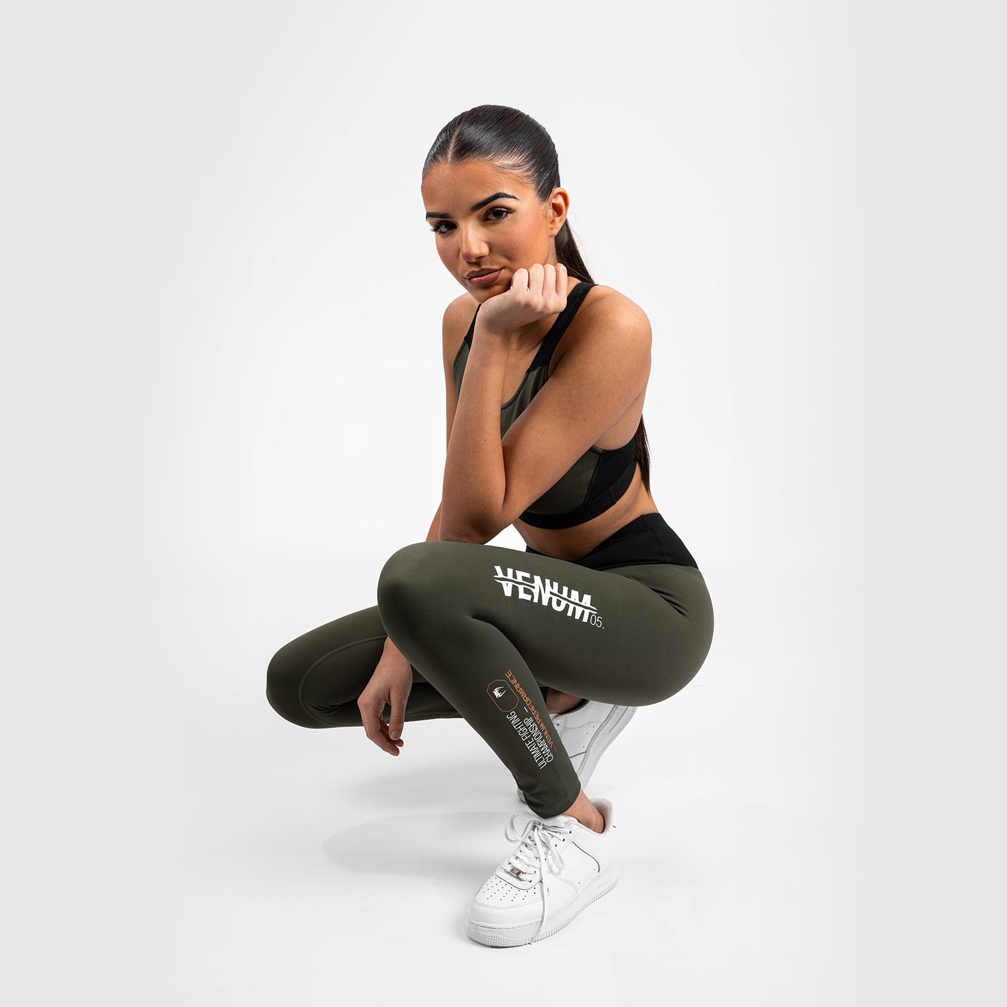 UFC Adrenaline by Venum Fight Week Performance Tight para Mujer - Caqui/Bronce