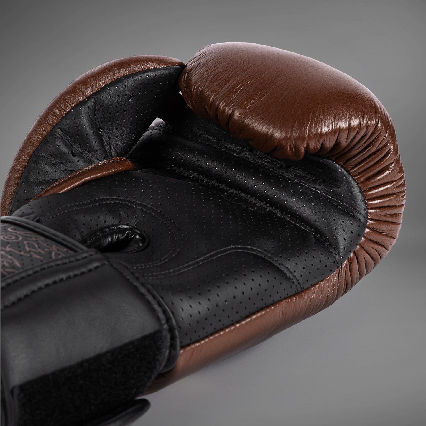 Venum Power 2.0 Guantes de Boxeo - Marrón Chocolate