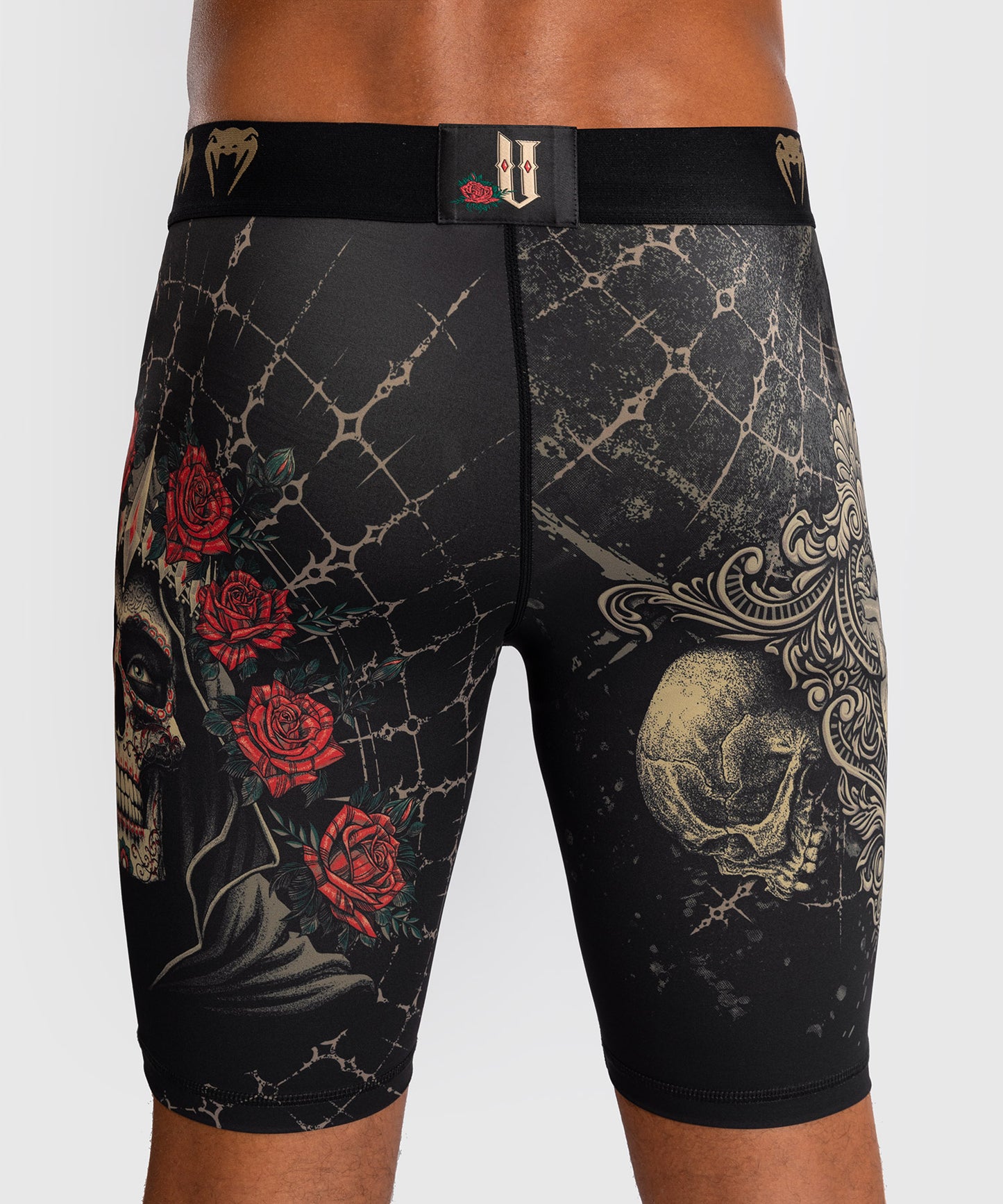 Venum Santa Muerte 5.0 Pantalones Cortos Vale Tudo para Hombre - Negro Profundo/Oro