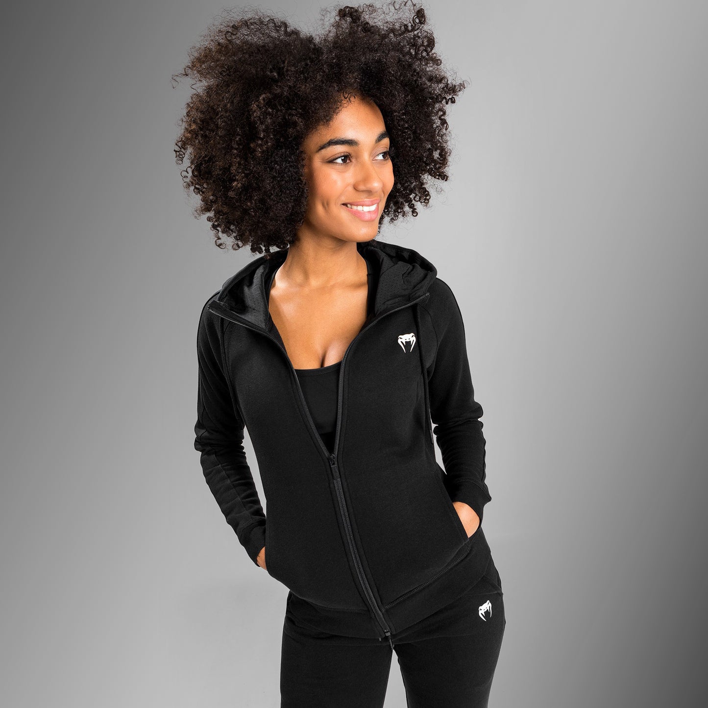 Sudadera Venum Essential - Negro