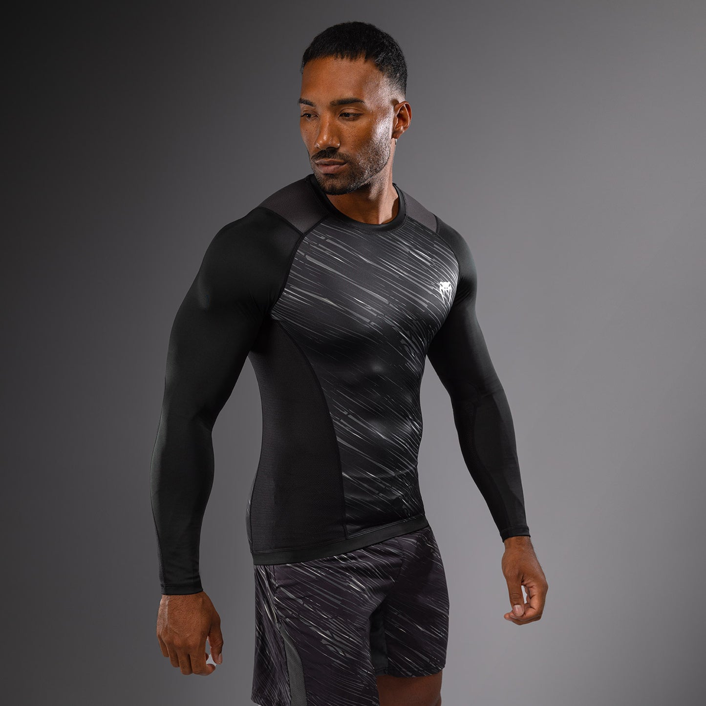 Venum Rapid Rashguard de Manga Larga - Negro/Gris Tormenta