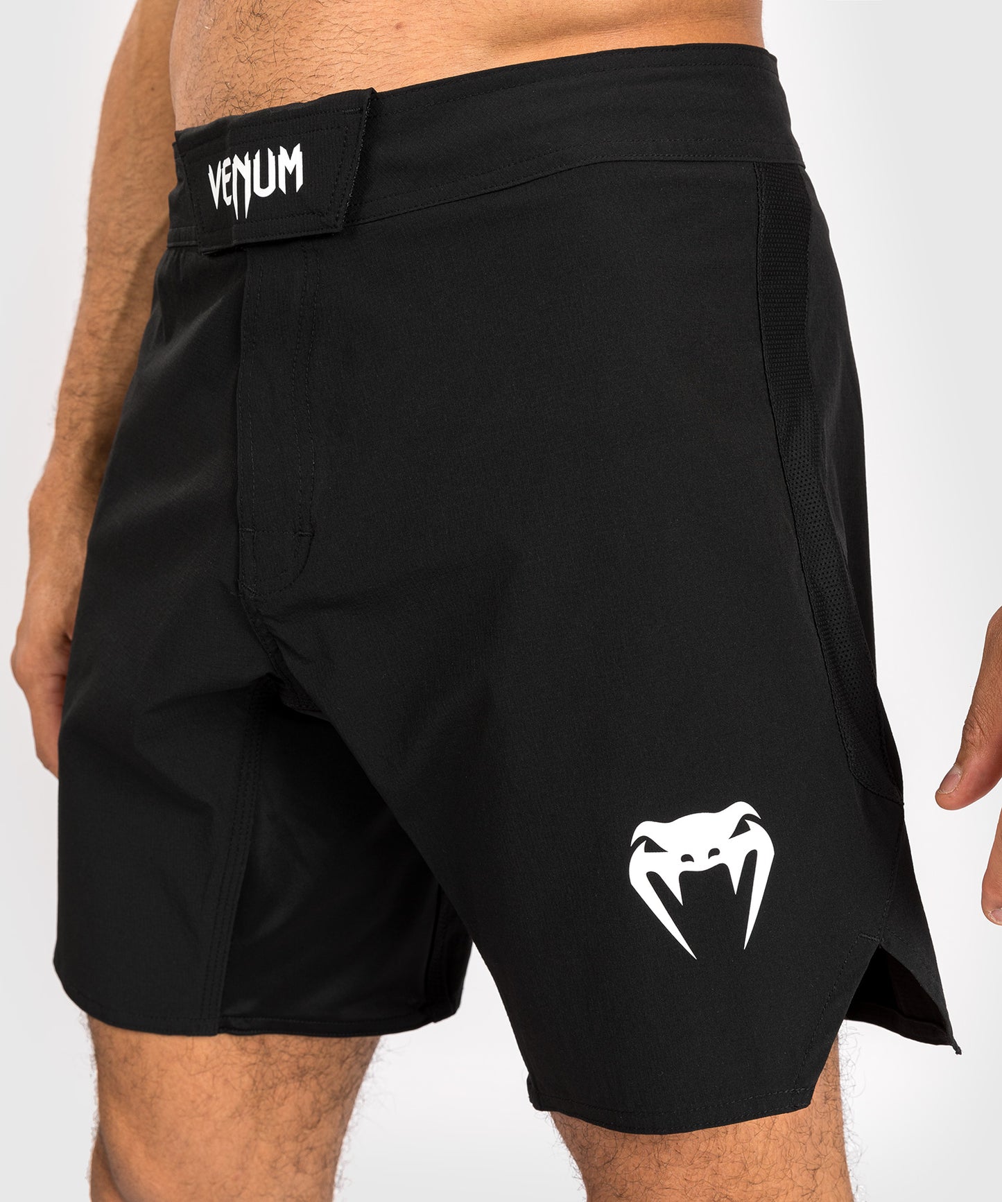 Venum Contender Pantalones cortos de lucha para hombre - Negro/Blanco