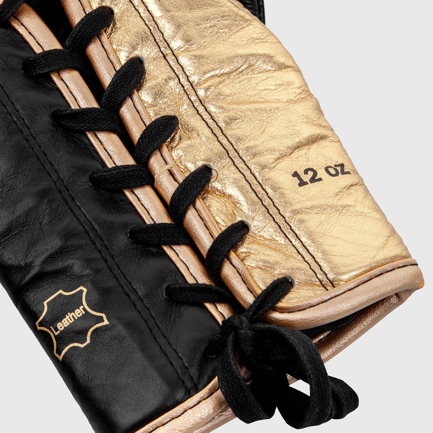 Guantes de boxeo profesionales Venum Shield con cordones - Negro/Dorado