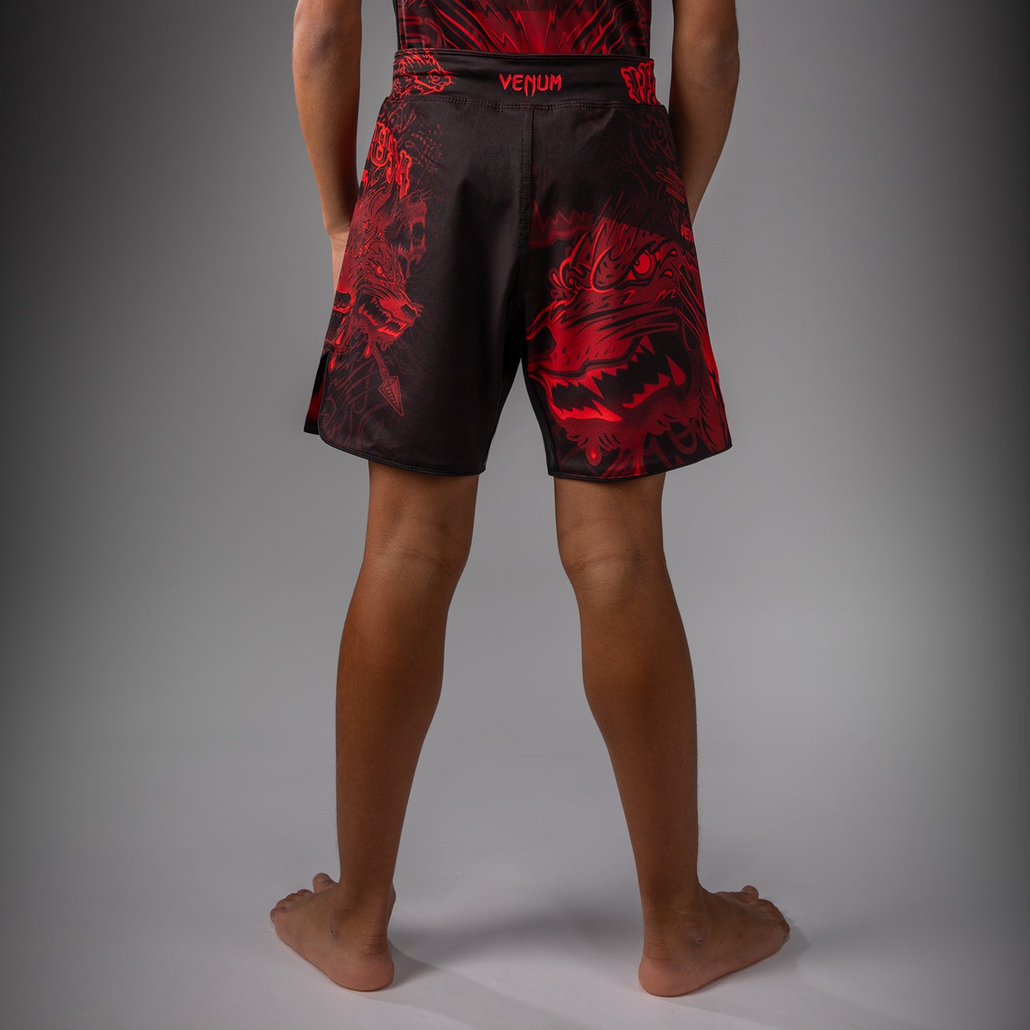 Venum Wolf Atak Short de Combate Para Niños – Negro/Rojo
