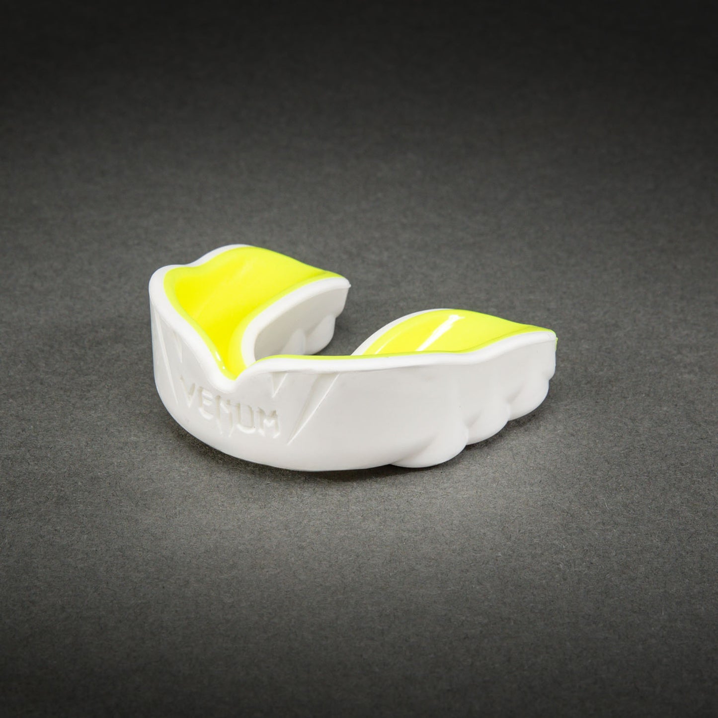 Venum Challenger Protector Bucal – Blanco/Amarillo