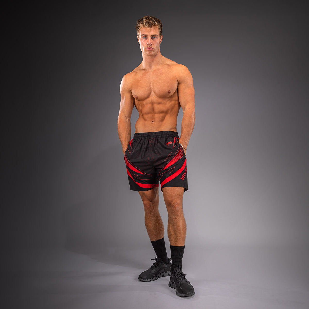 Venum Amazonia Reborn Pantalón corto de entrenamiento - Negro/Rojo
