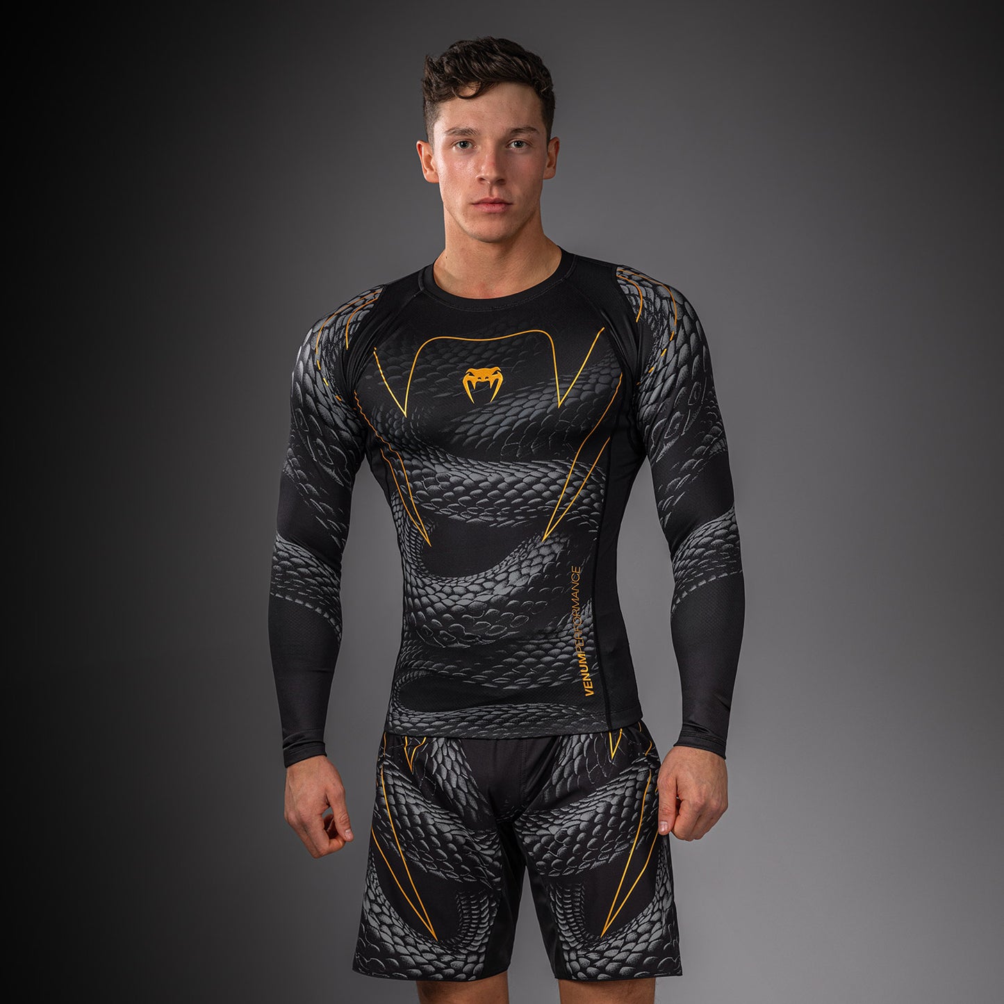 Venum Matupa Rashguard Manga Larga - Negro/Gris/Oro