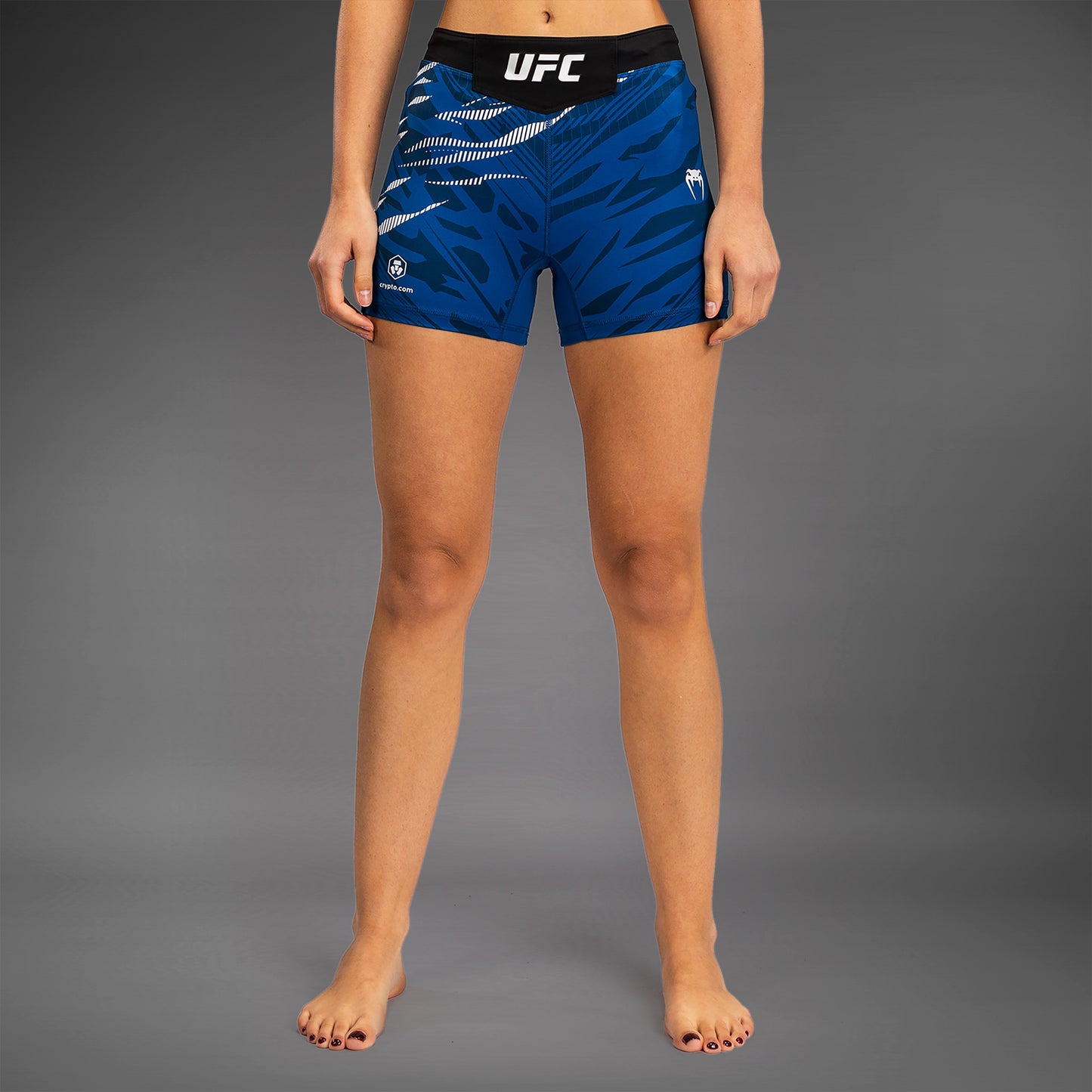 UFC Fusion by Venum Authentic Fight Night Vale Tudo Shorts para Mujer - Ajuste Corto - Azul