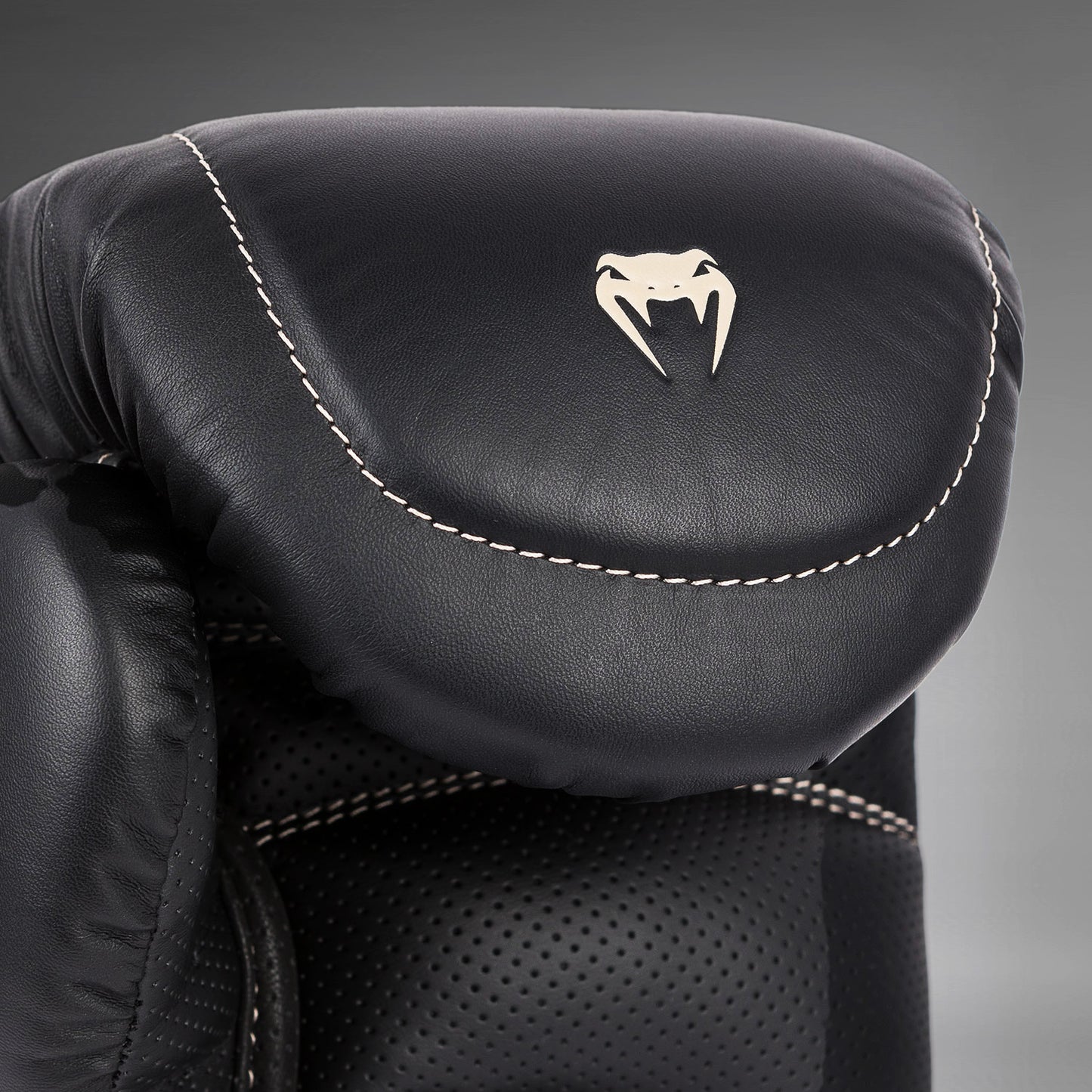 Venum Impact Evo Guantes de boxeo - Negro