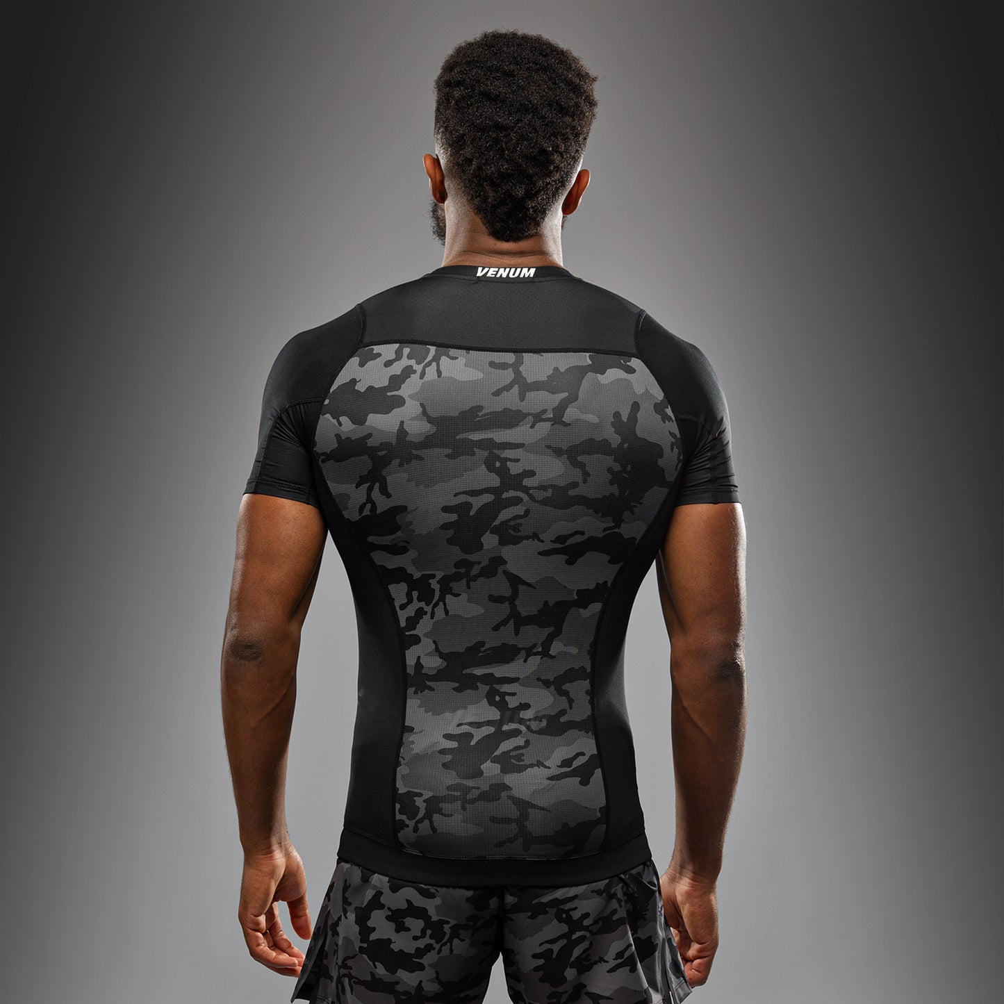 Venum x Polaris Camiseta de Manga Corta Rashguard - Negro/Gris Tormenta