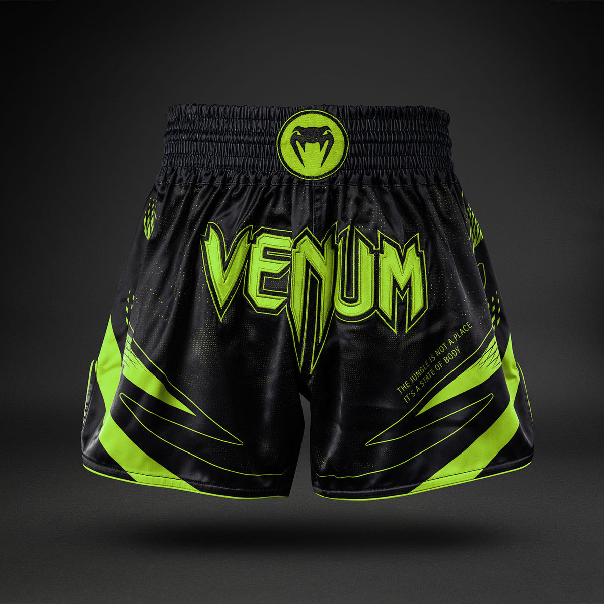 Venum Amazonia Reborn Pantalón corto de Muay Thai - Negro/Verde