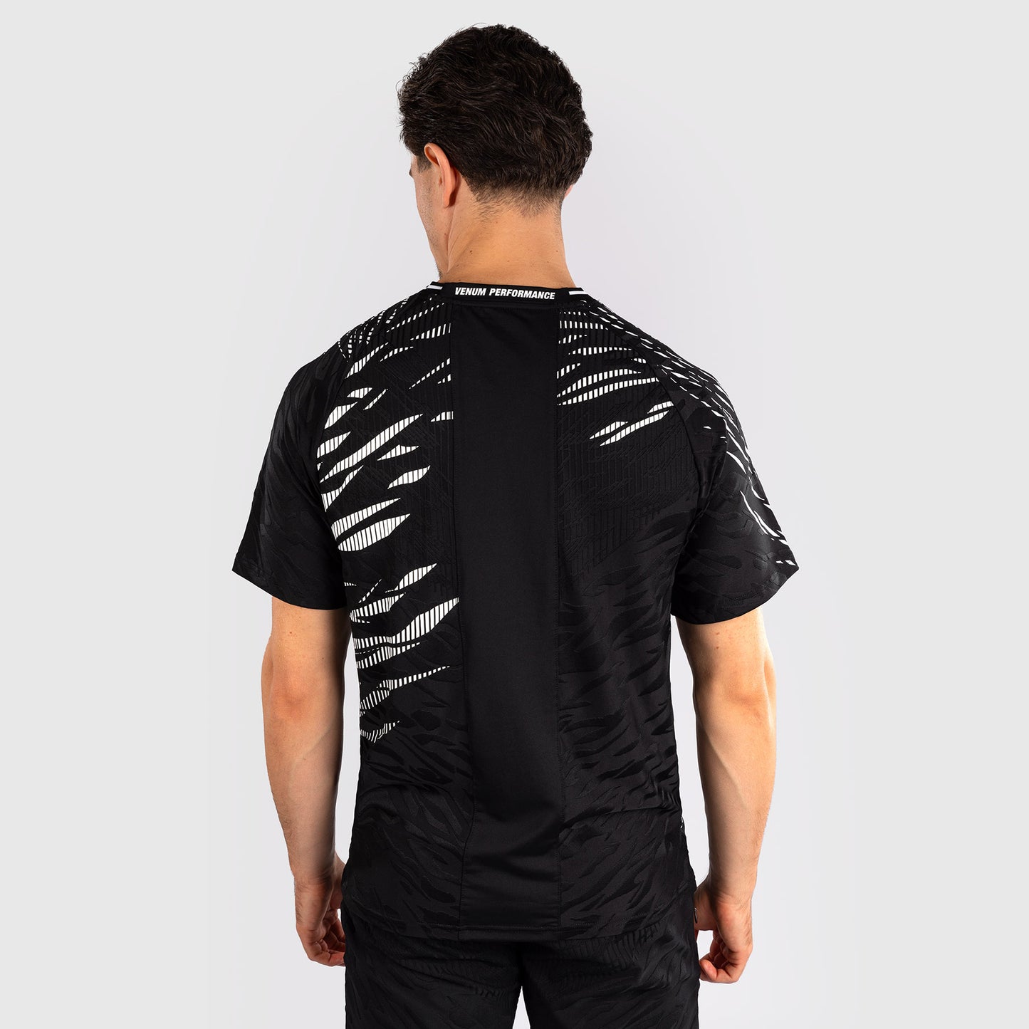 UFC Fusion by Venum Personalizados Authentic Fight Night Camiseta de Salida para Hombre - Negro