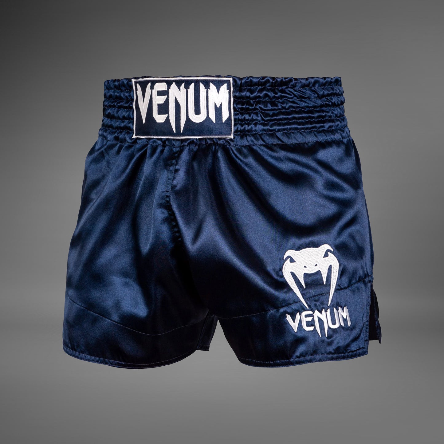 Venum Classic Short de Muay Thai - Azul marino/blanco