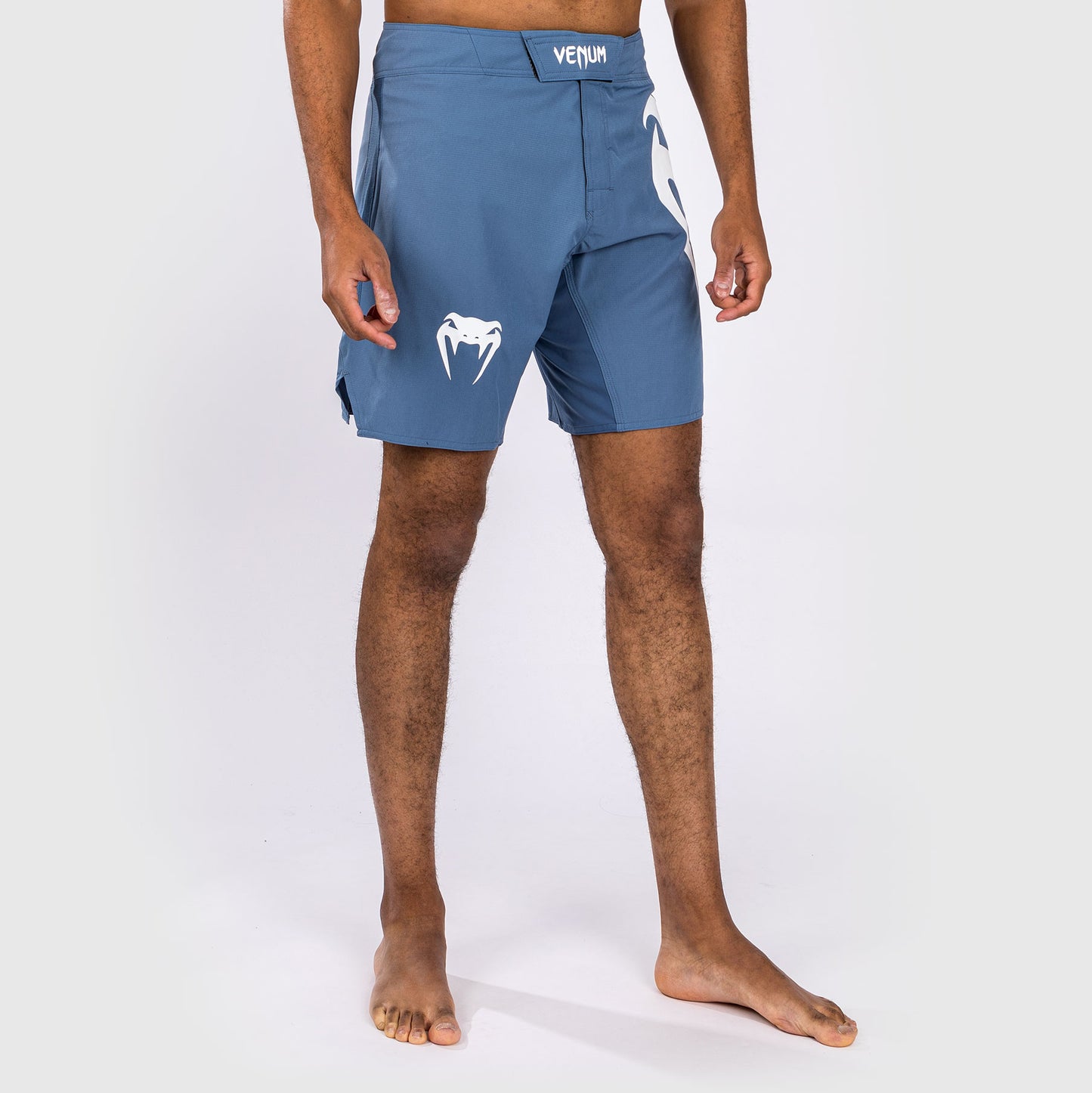 Venum Light 5.0 Pantalones cortos de lucha - Azul/Blanco