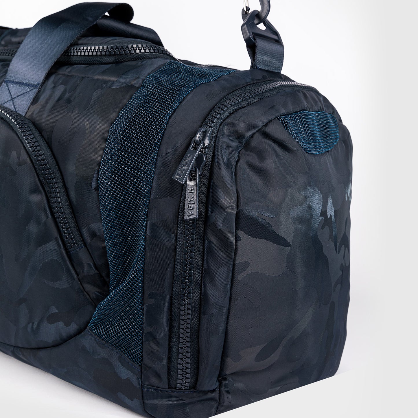 Venum Trainer Lite Bolsa de Deporte (48L) – Camuflaje/Azul