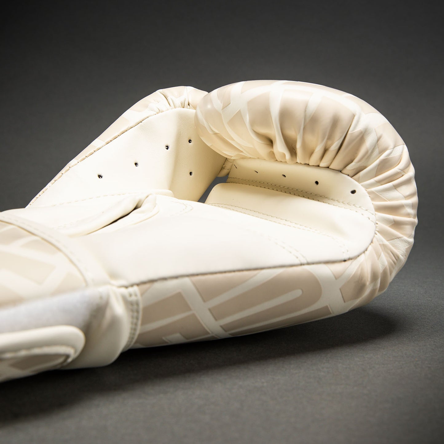 Venum Contender 1.5 XT 3D Guantes de Boxeo – Blanco Crema