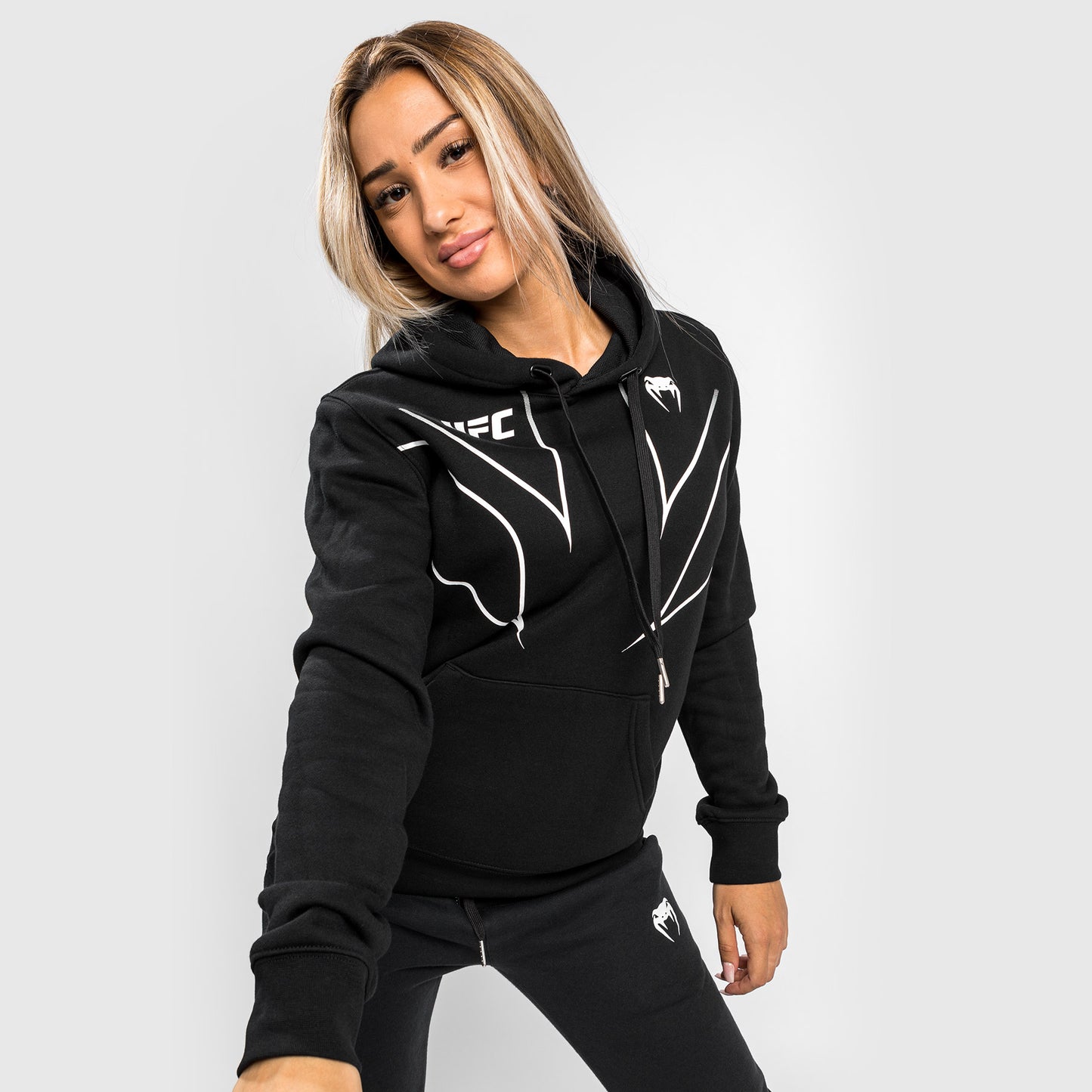 Sudadera con capucha UFC Venum Fight Night 2.0 para mujer - Negra
