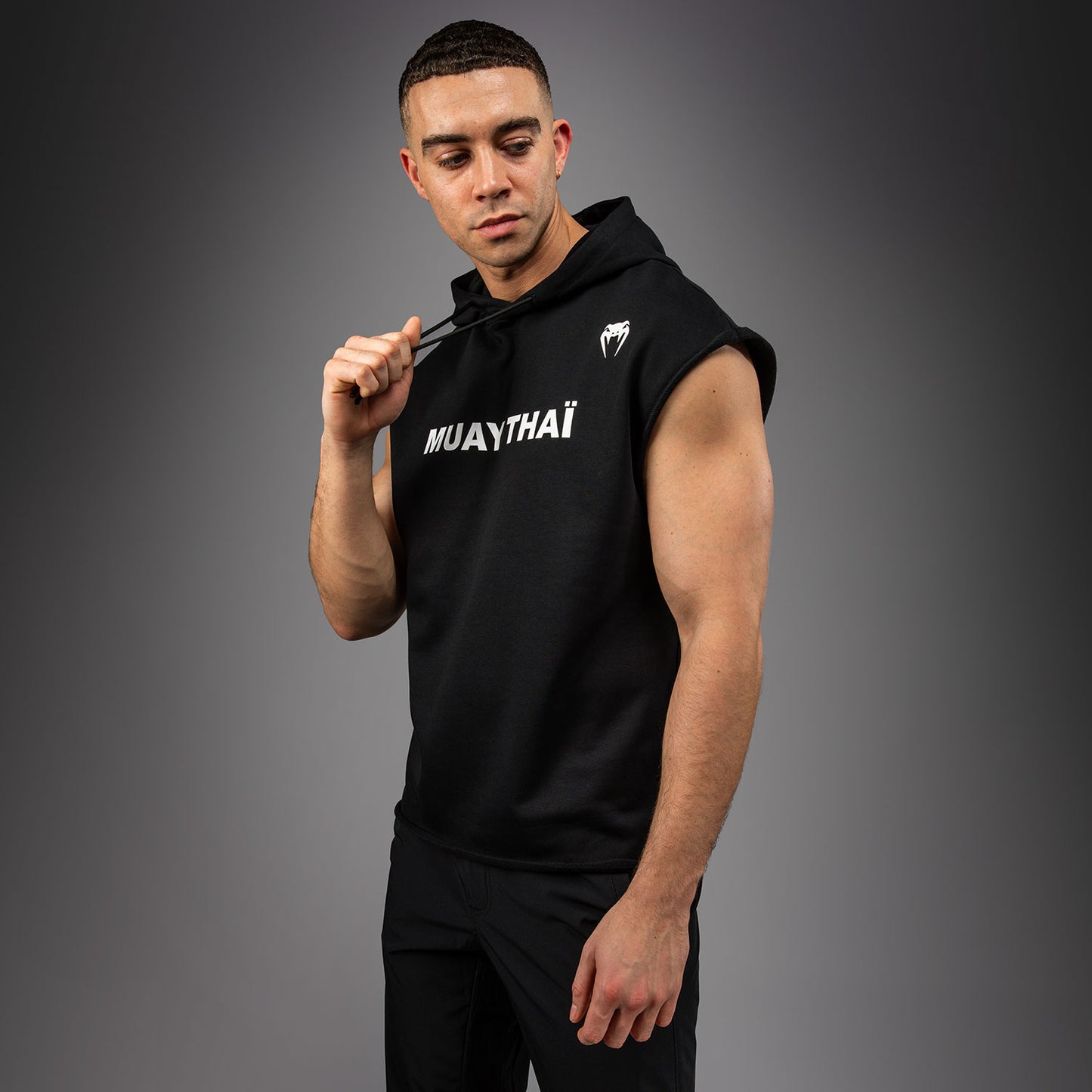 Venum Muay Thai VT Sudadera Sin Mangas - Negro/Blanco
