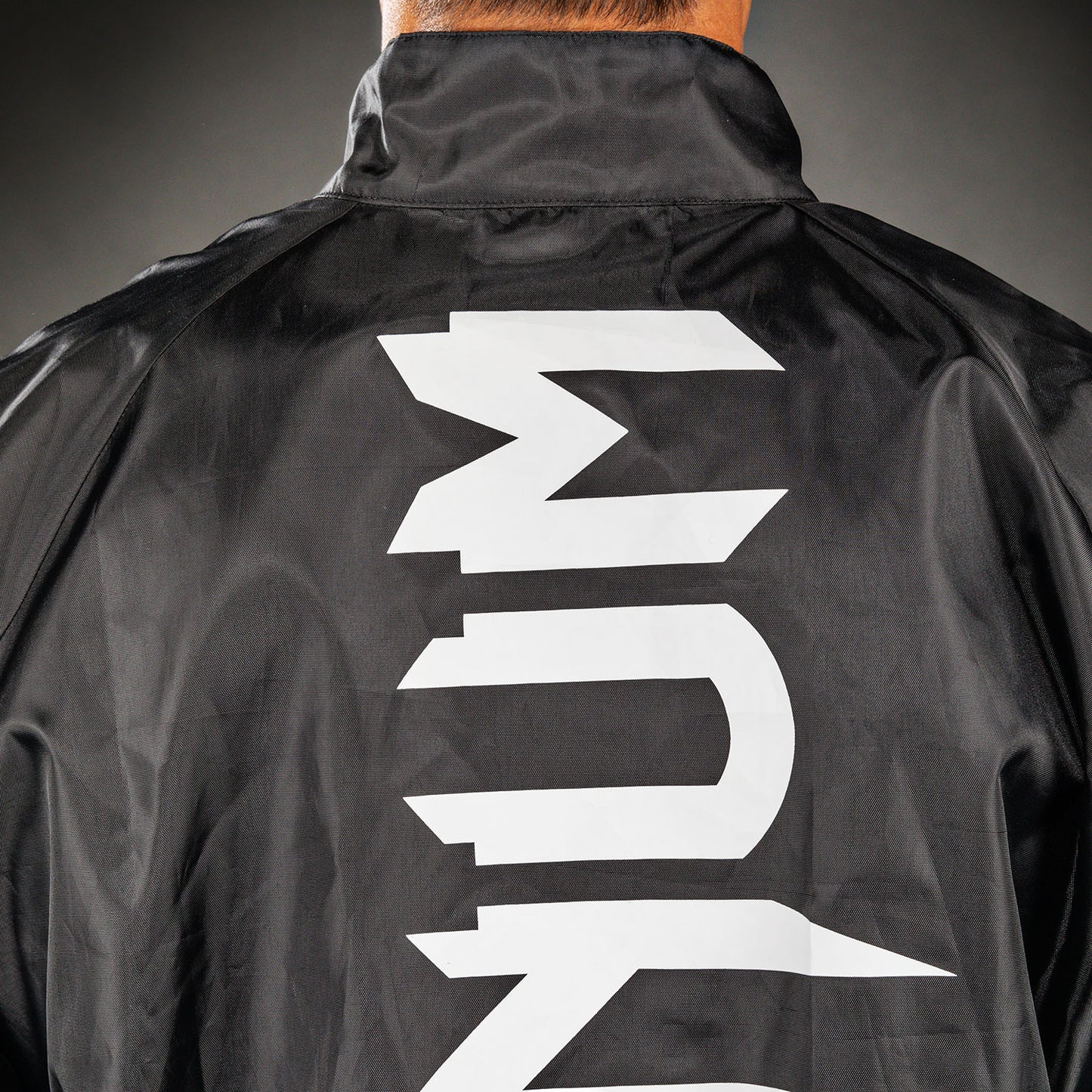 Venum MX Basics Chaqueta de entrenamiento - Negro/Blanco