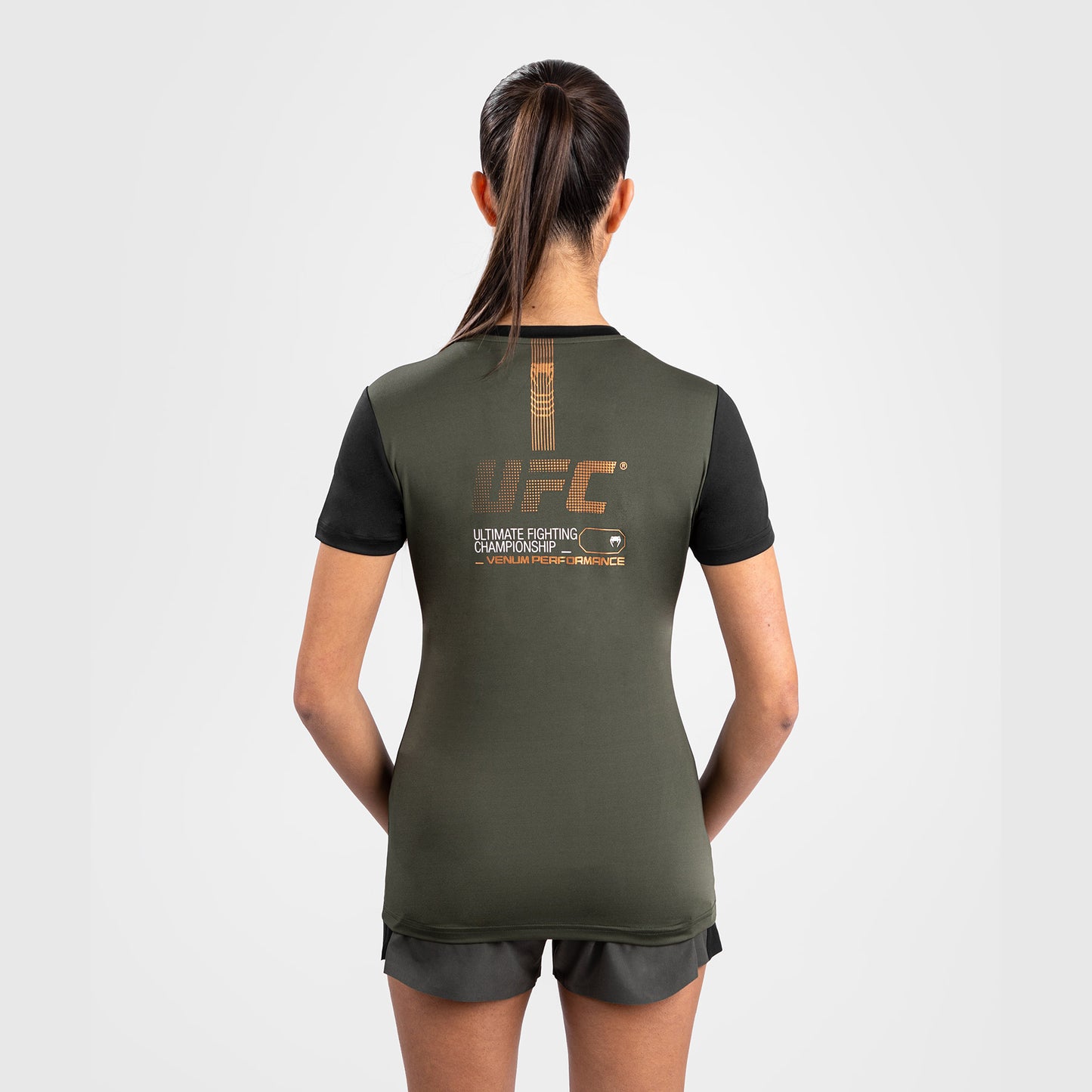 UFC Adrenaline by Venum Fight Week Camiseta Dry-Tech para Mujer - Caqui/Bronce
