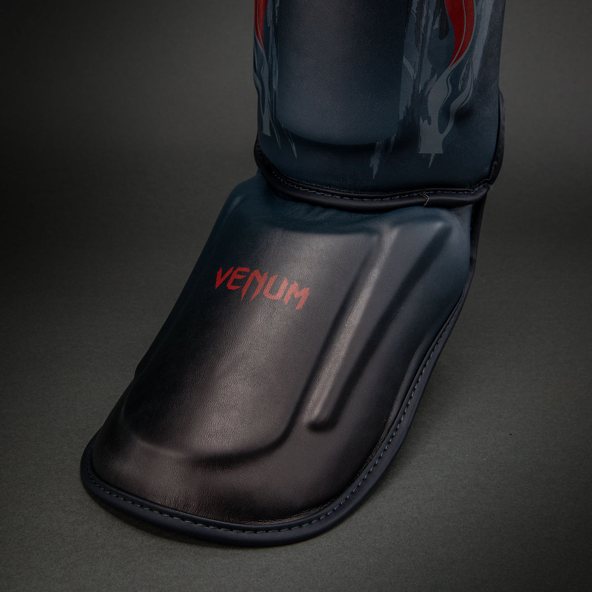 Venum Demon Espinilleras - Negro/Gris
