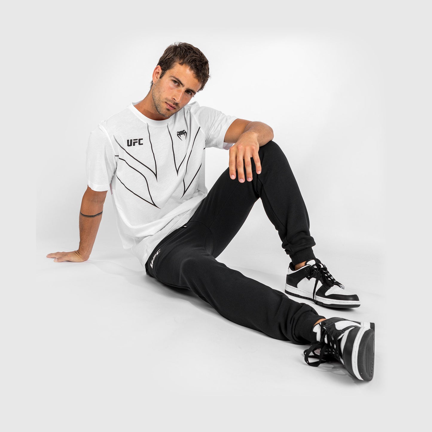 Camiseta de mujer UFC Venum Replica 2.0 - Blanco