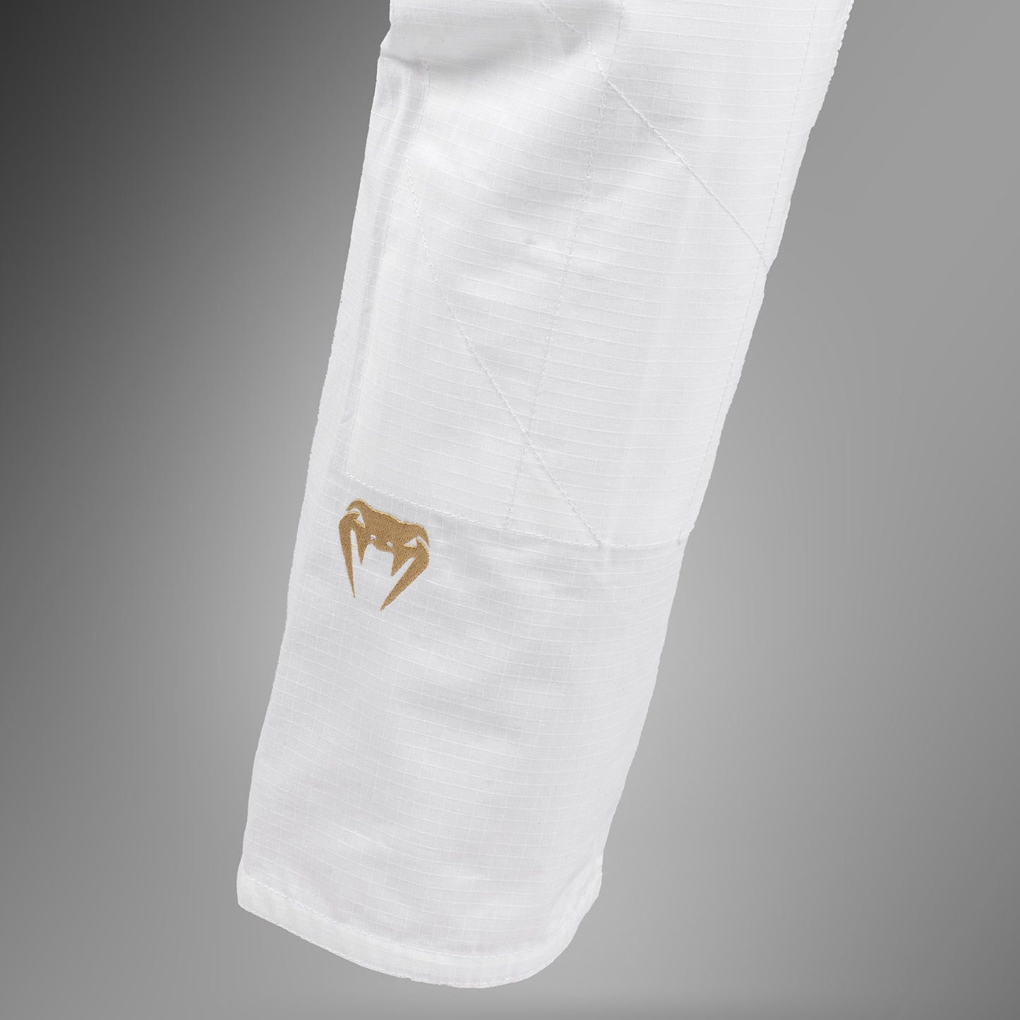 Venum x Assassin’s Creed Shadows BJJ Gi - Blanco/Rojo