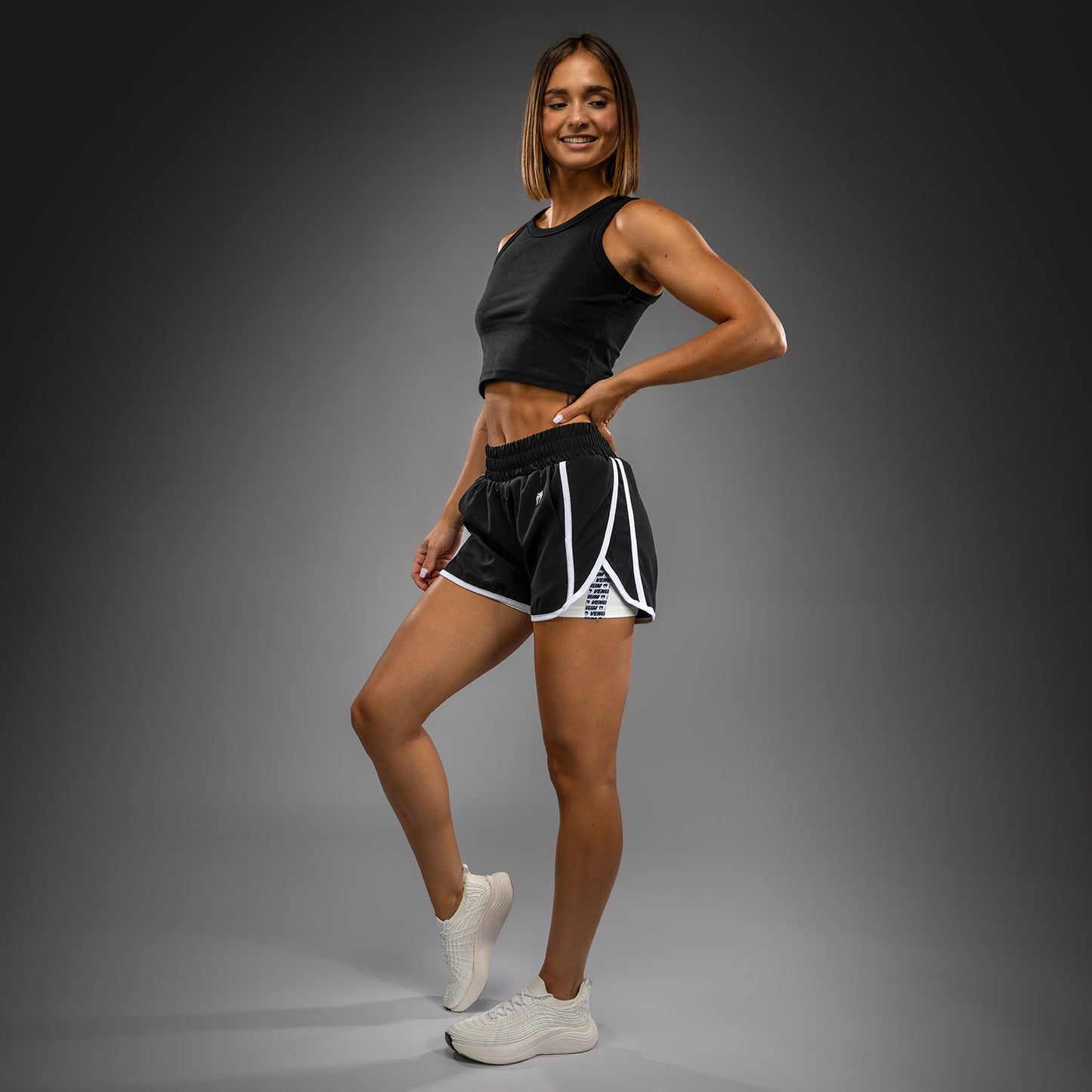 Venum Twilight Shorts de Entrenamiento para Mujer - Negro/Blanco