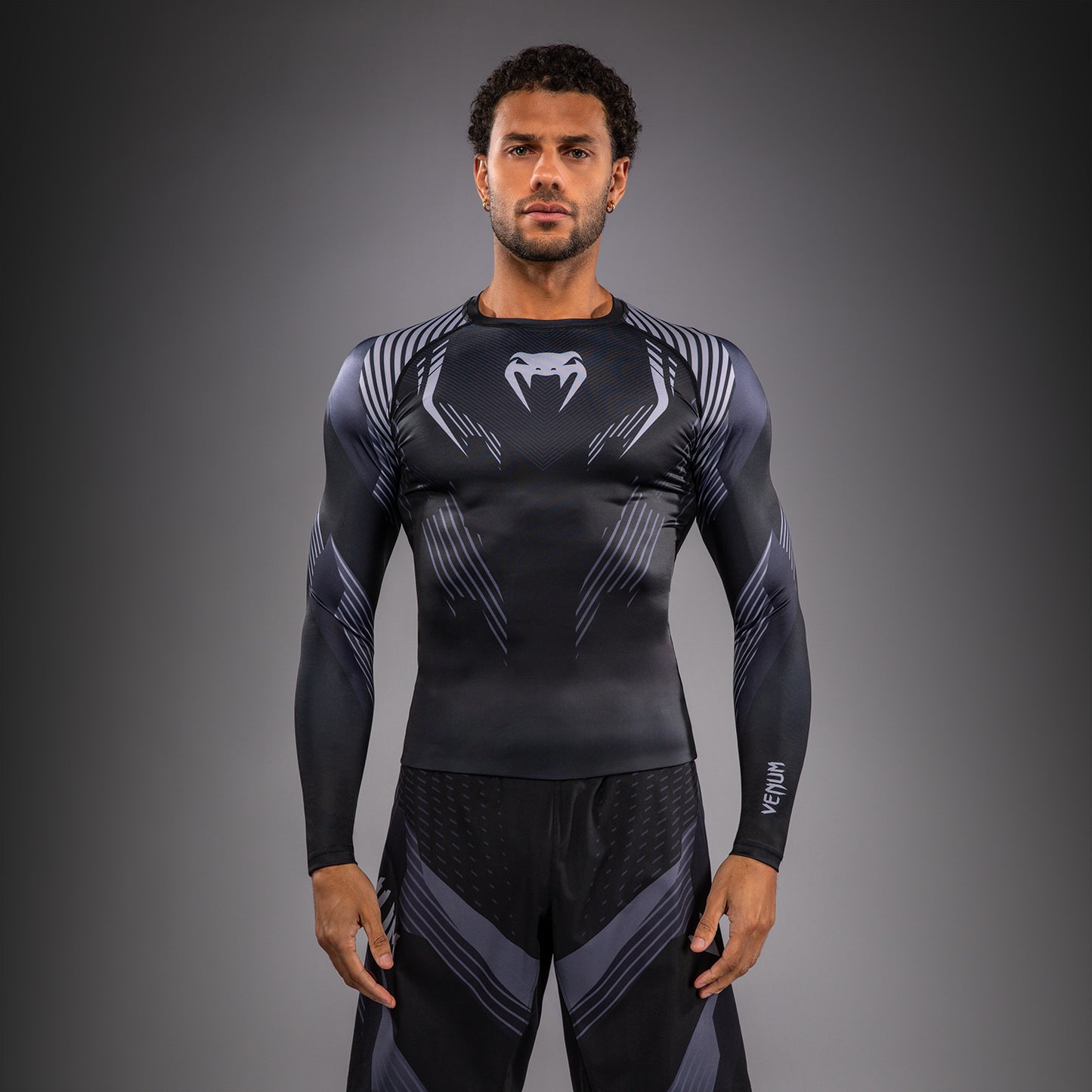 Venum No-Gi 6.0 Rashguard Manga Larga - Negro/Gris