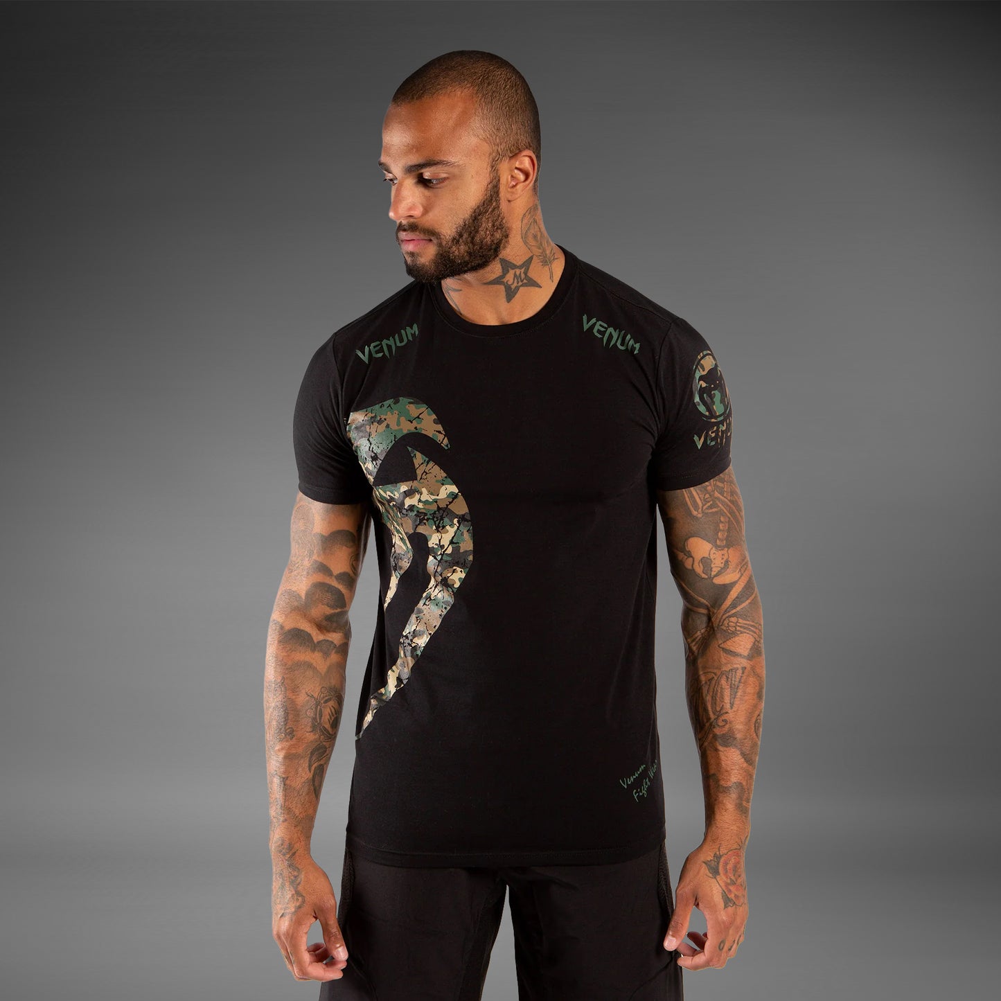 Venum Original Giant Camiseta - Negro/Camuflaje