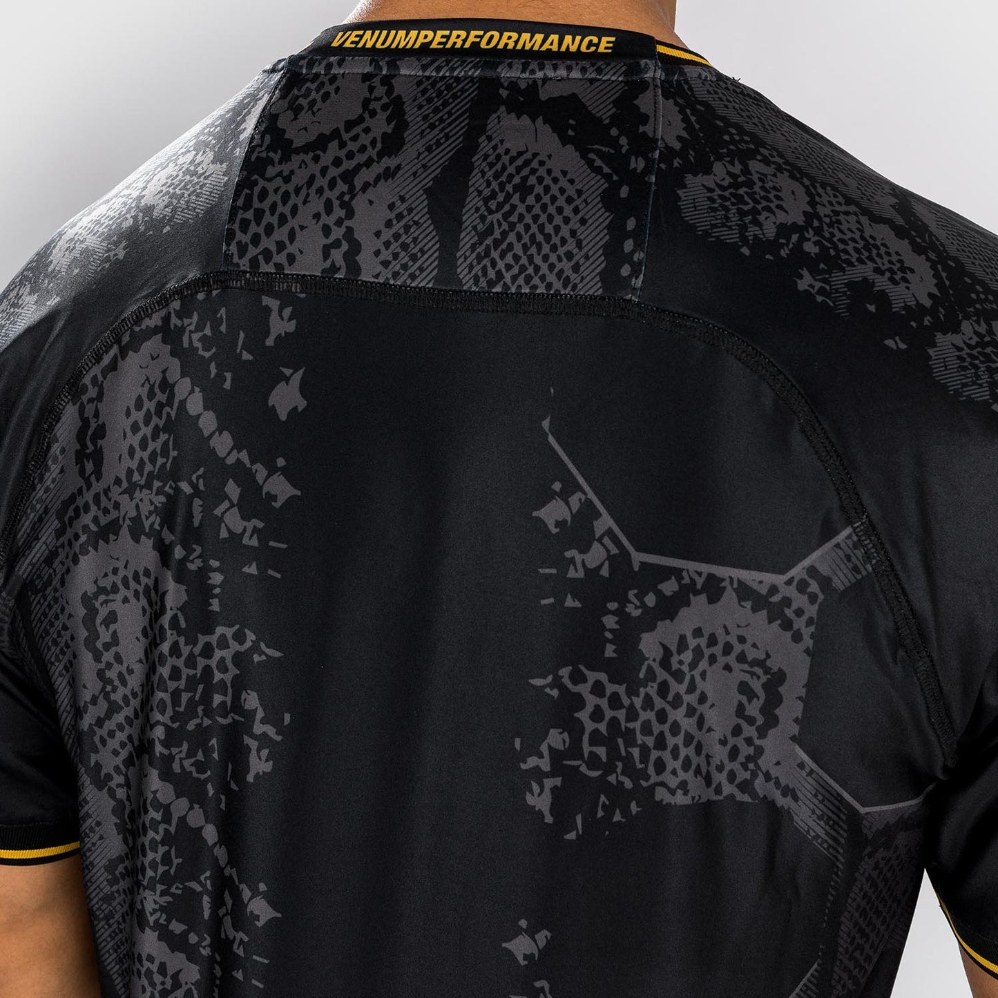 UFC Adrenaline by Venum Authentic Fight Night Camiseta Jersey para Hombre - Champion