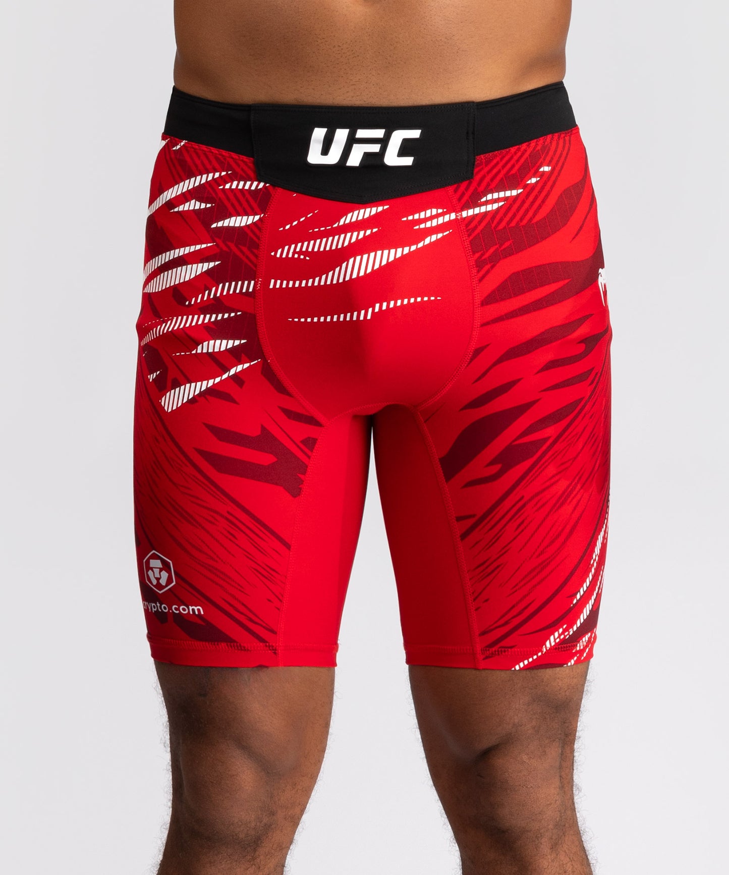 UFC Fusion by Venum Authentic Fight Night Vale Tudo Shorts para Hombre - Rojo