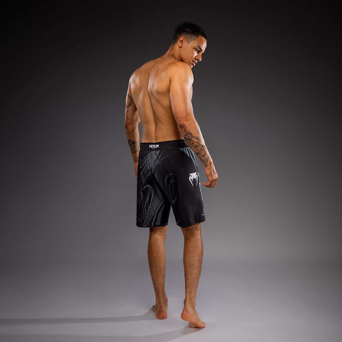 Venum Crimson Viper 2.0 Fightshorts - Negro/Gris