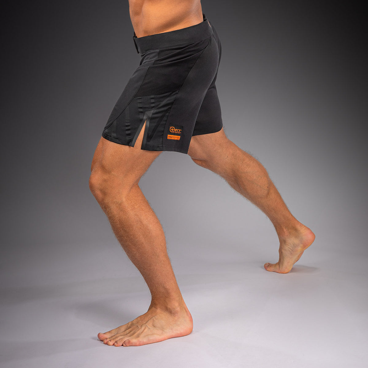Venum G-Fit Revolution Fightshorts - Negro/Cobre