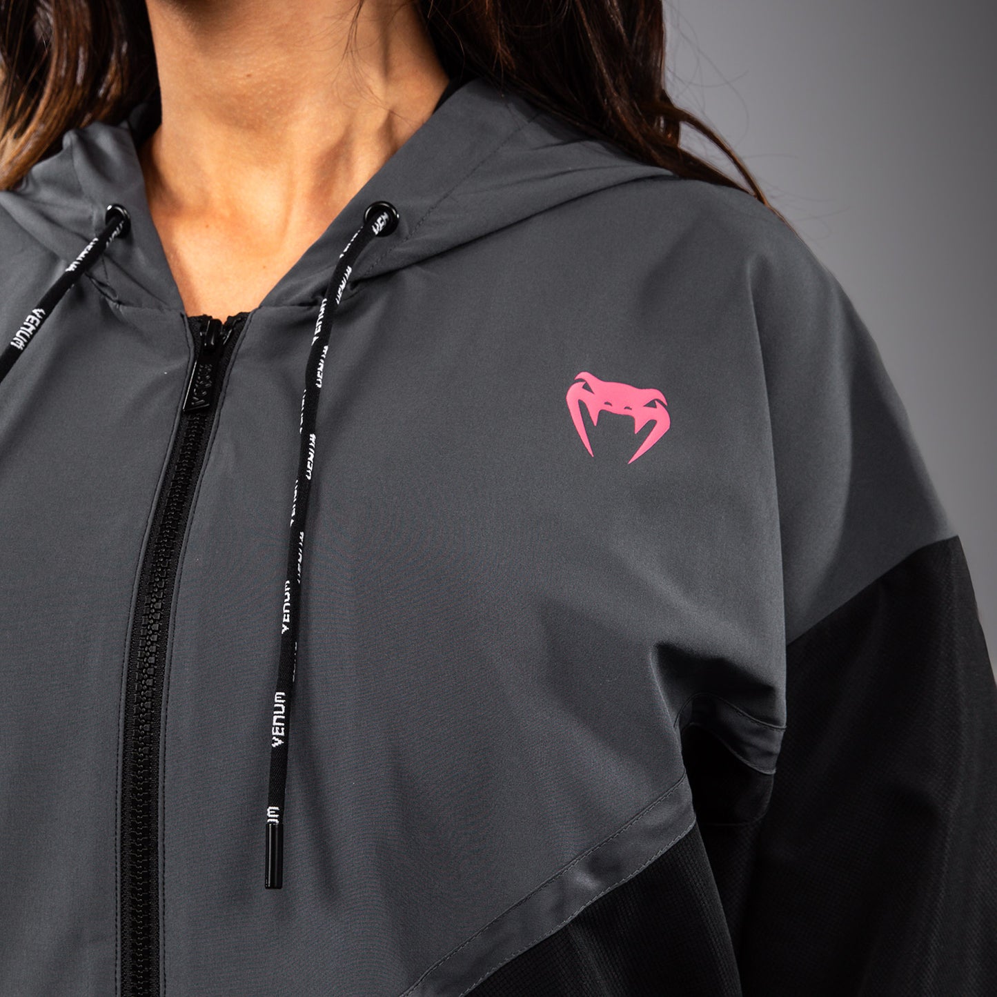 Venum Tactical XT Chaqueta de chándal para mujer - Negra/Gris Tormenta