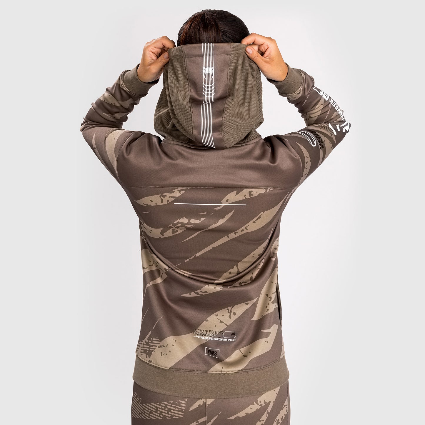 UFC Adrenaline By Venum Fight Week Sudadera Con Capucha para Mujer - Desert Camo