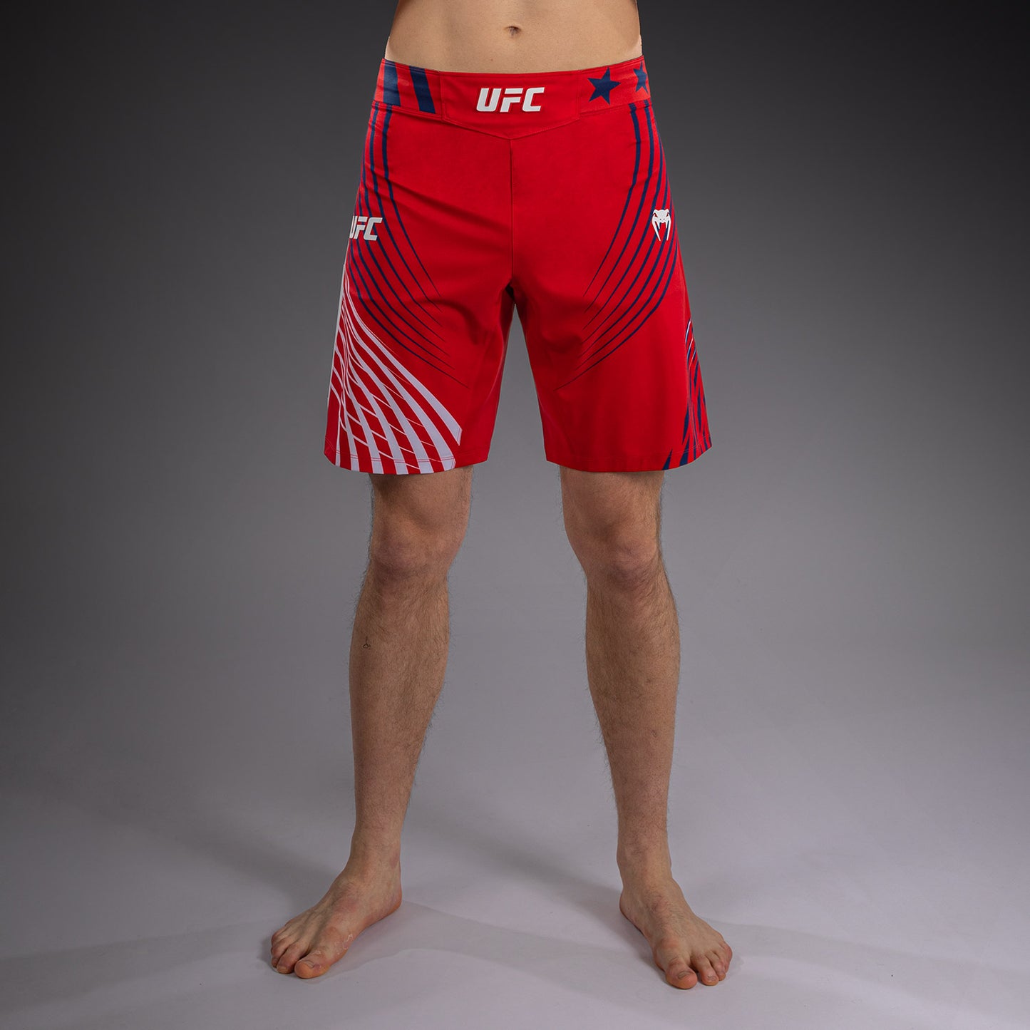 Official UFC Freedom 250 by Venum Authentic Fight Night Fight Shorts de ajuste largo para hombre - Rojo