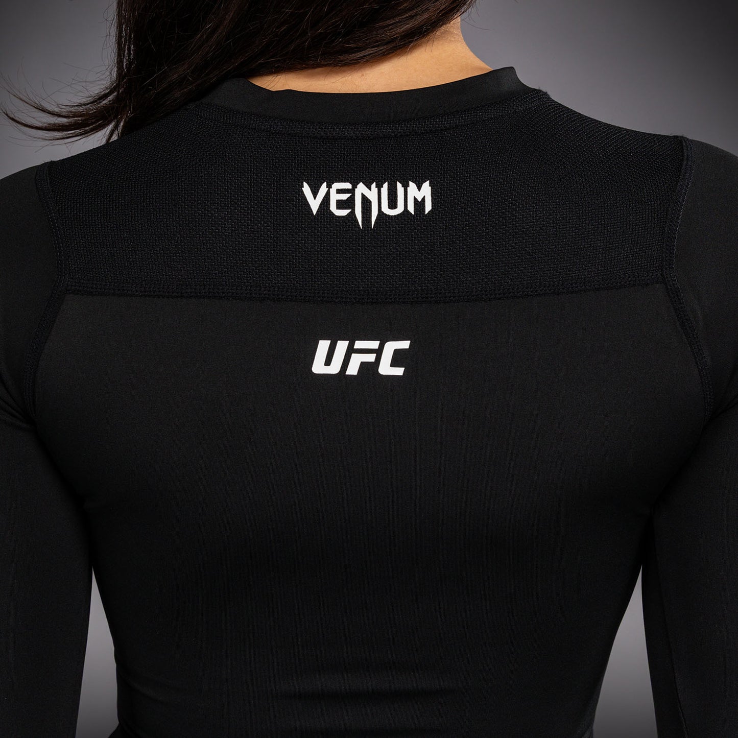 Venum UFC Unity by Venum Authentic Fight Week Rashguard Técnico de Manga Larga para Mujer - Negro