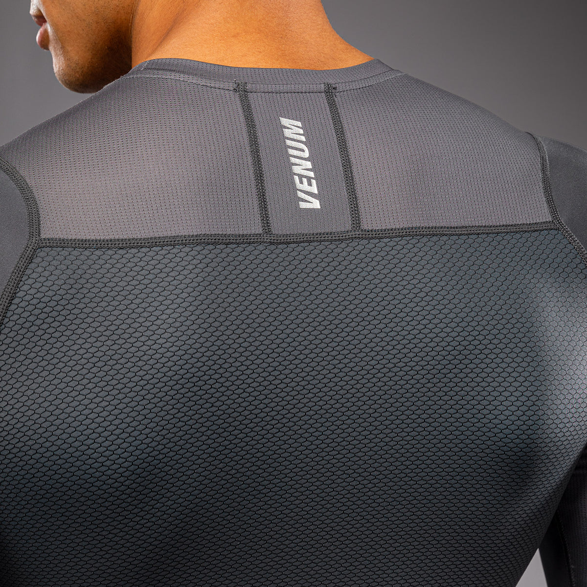Venum G-Fit Scale Rashguard de manga larga - Gris